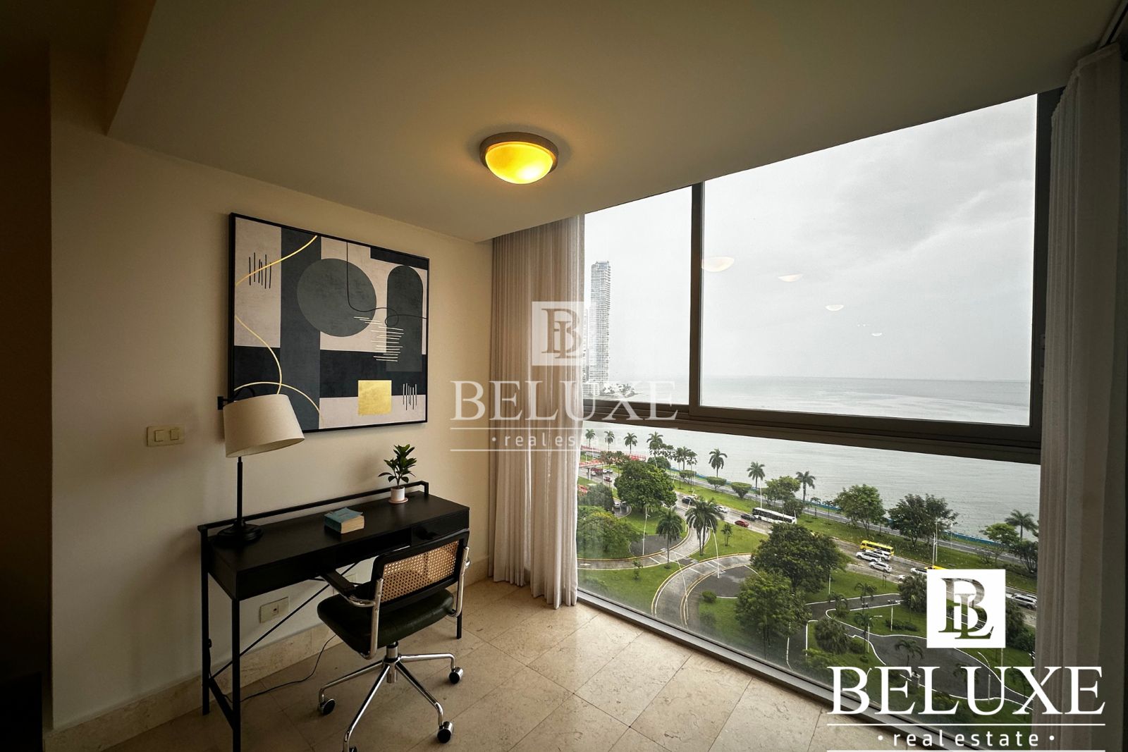 VENDO APARTAMENTO AMOBLADO EN AVENIDA BALBOA PH YOO (10)