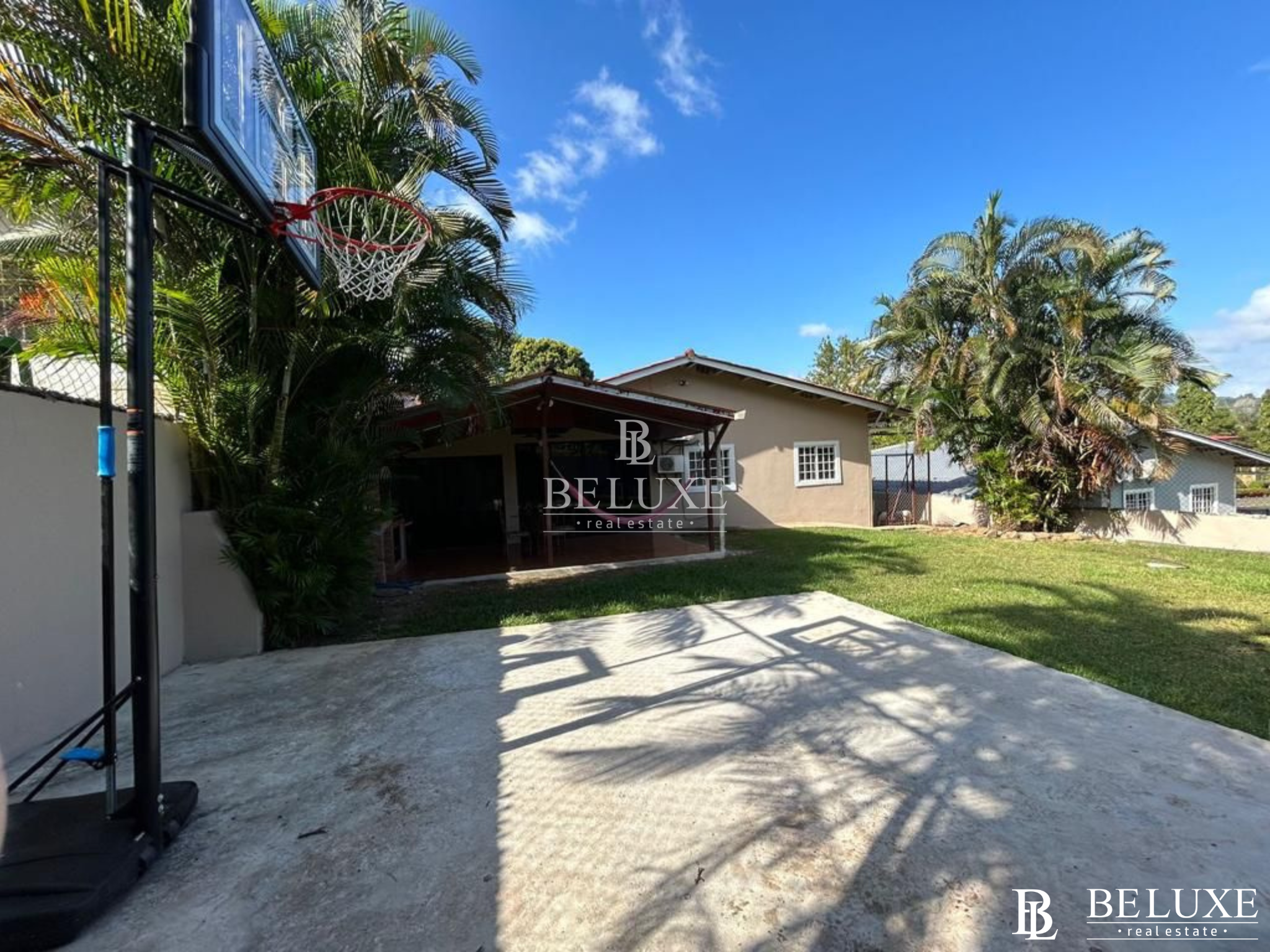 SE VENDE CASA EN VILLA ZAITA (20)