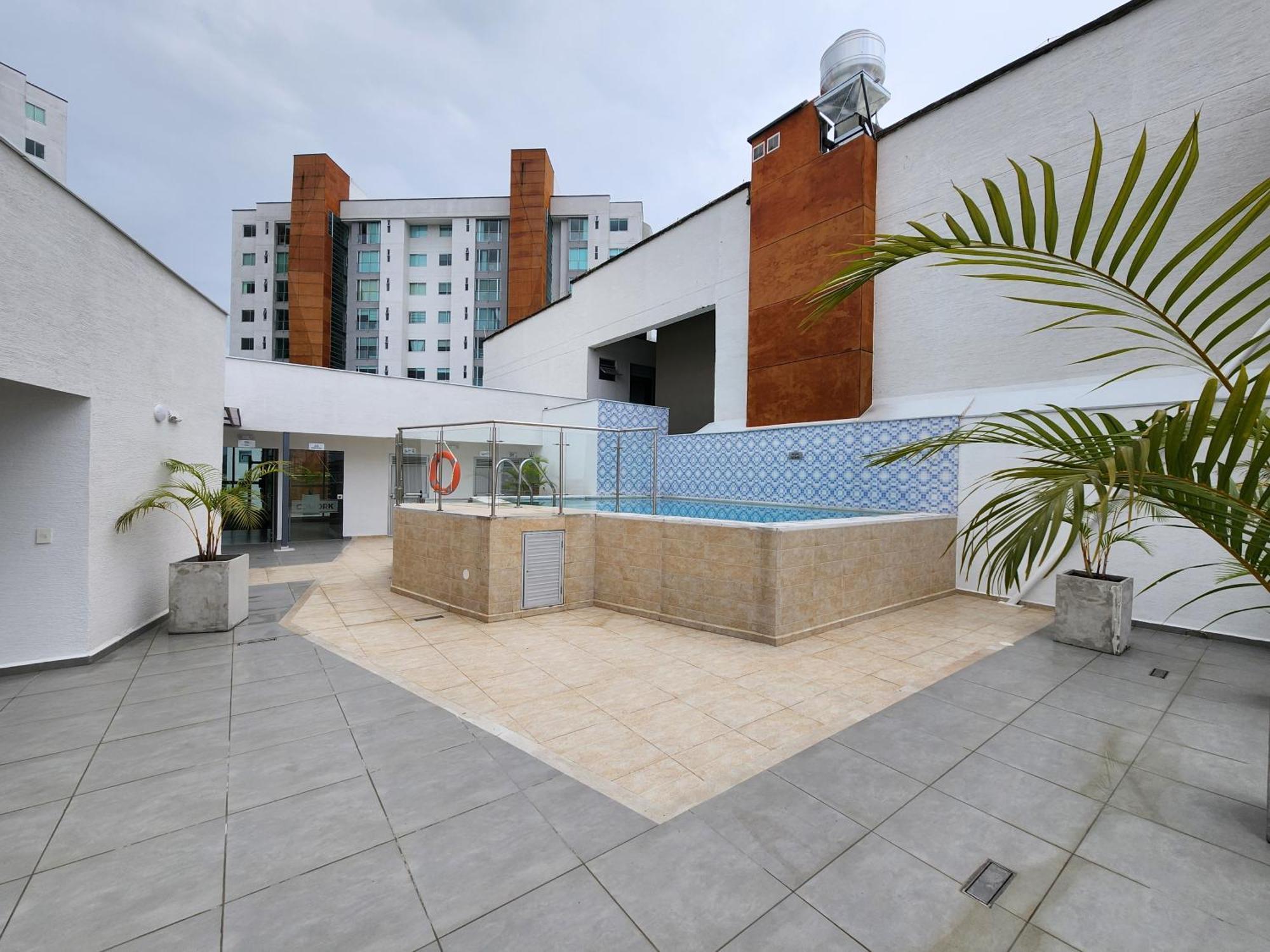 APARTAESTUDIO EN VENTA, AV. CENTENARIO- ARMENIA 