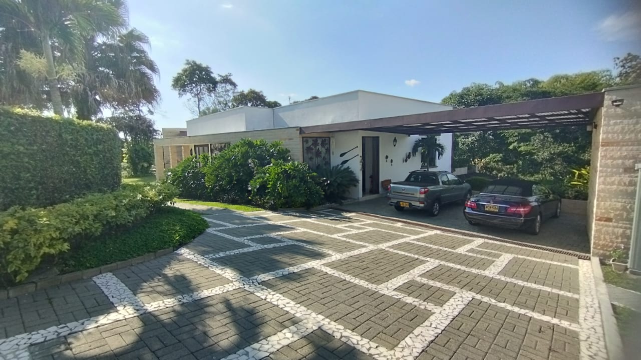 CASA CAMPESTRE EN VENTA, CONDOMINIO VIA EL CAIMO