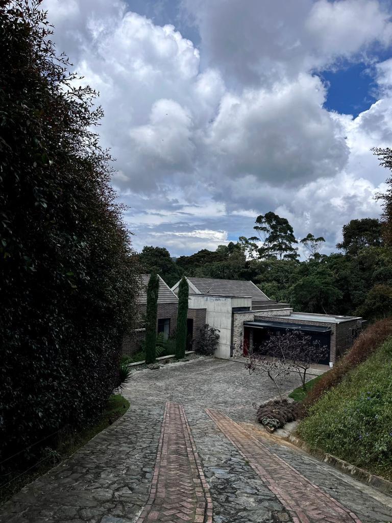 VENTA CASA CAMPESTRE DE LUJO ALTO DE LAS PALMAS — foto 4 de 27