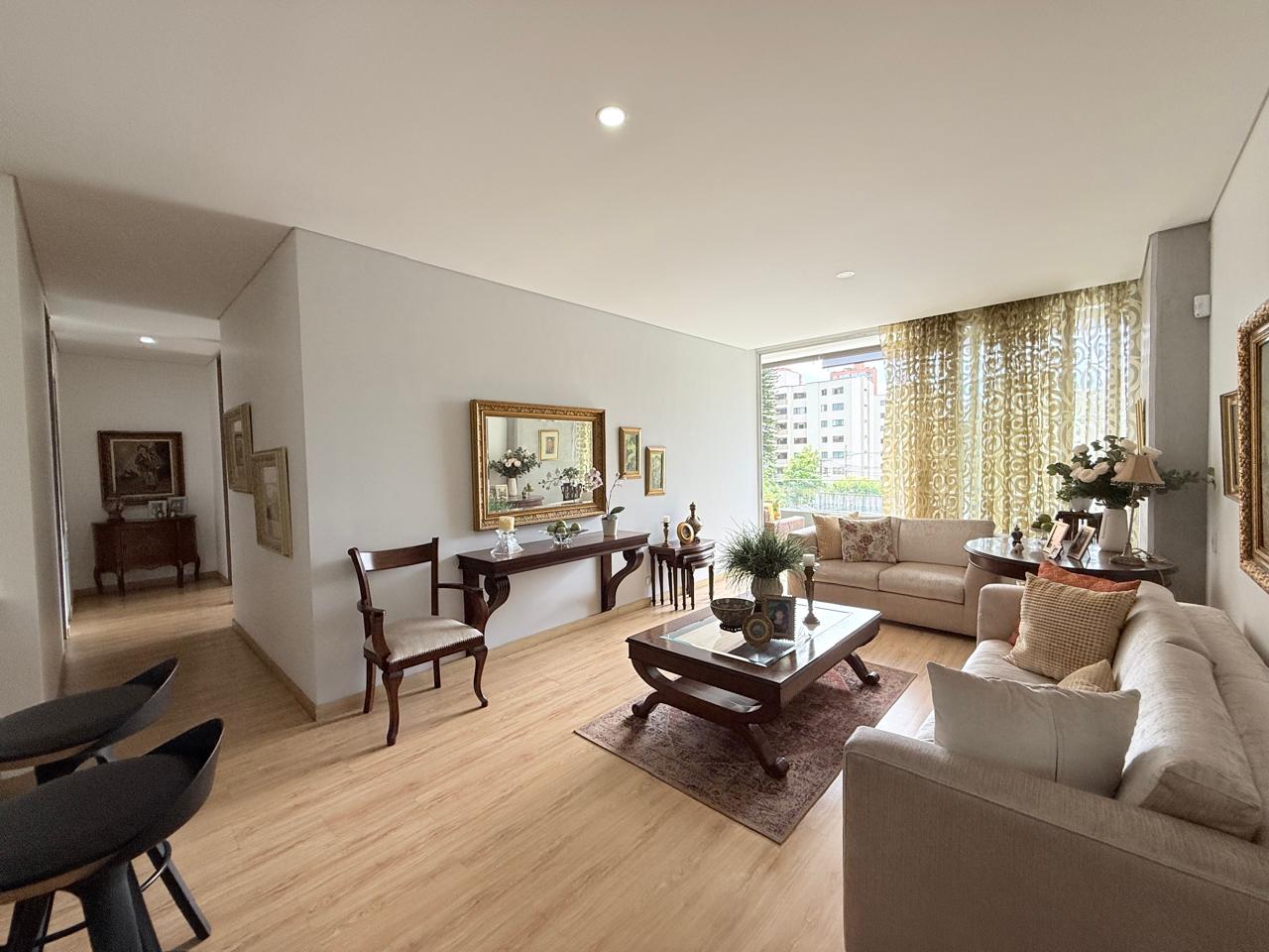 Venta de Apartamento en el Poblado - Loma de Los Parra — foto 3 de 16