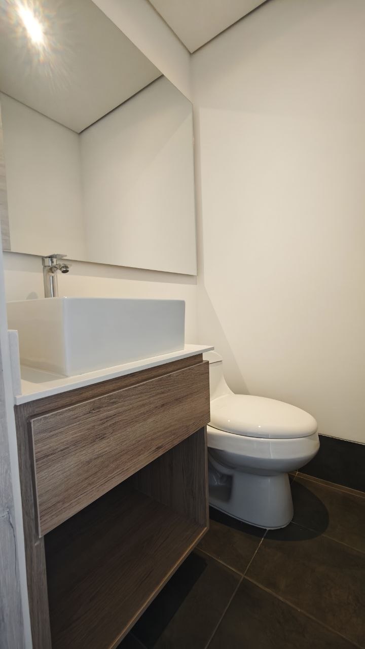 Apartamento en Venta en El Poblado, Medellín - Para Estrenar — foto 3 de 25