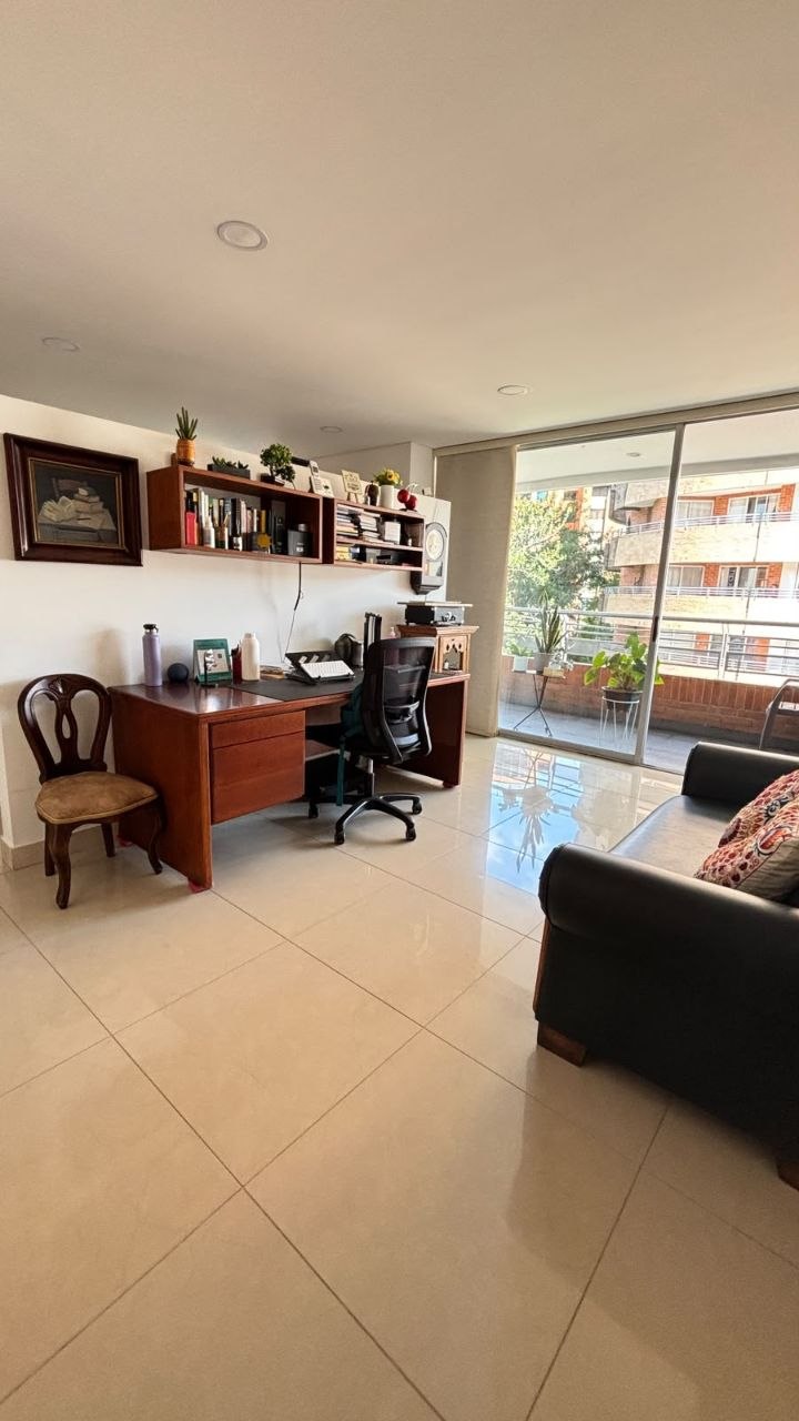 Apartamento en Venta en Laureles, Primer Parque - 153 m² — foto 4 de 26