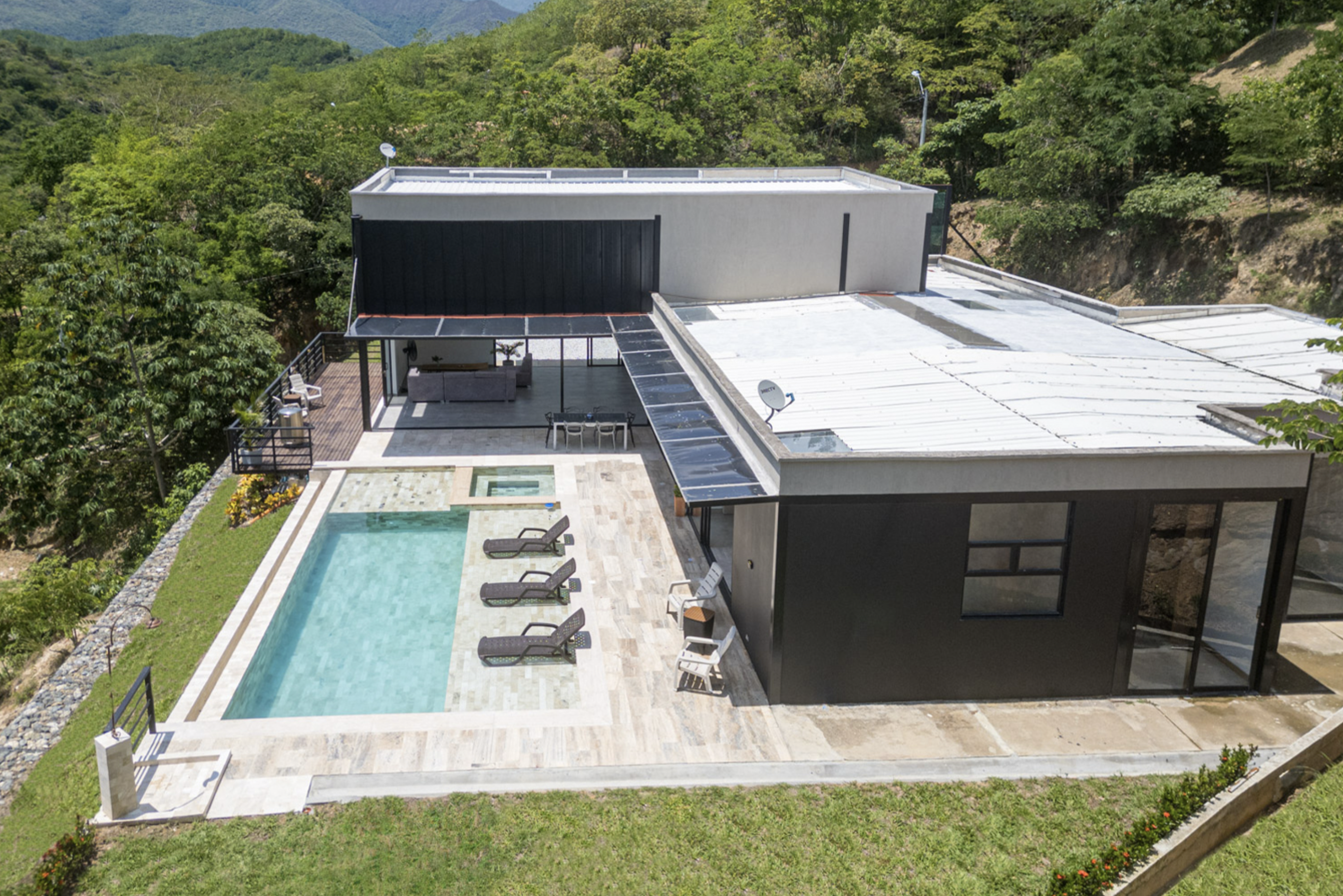 VENDO HERMOSA FINCA DE RECREO EN SAN JERONIMO — foto 2 de 24