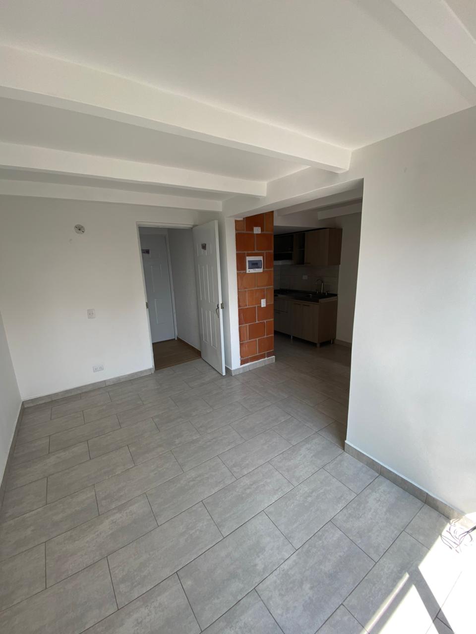 VENDO APARTAMENTO EN ROBLEDO — foto 2 de 11