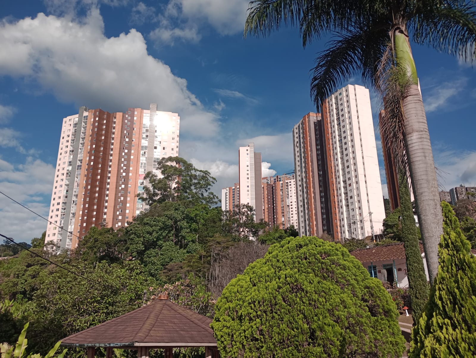 Apartamento en venta — VENDO APARTAMENTO EN SABANETA VILLA ROMERA