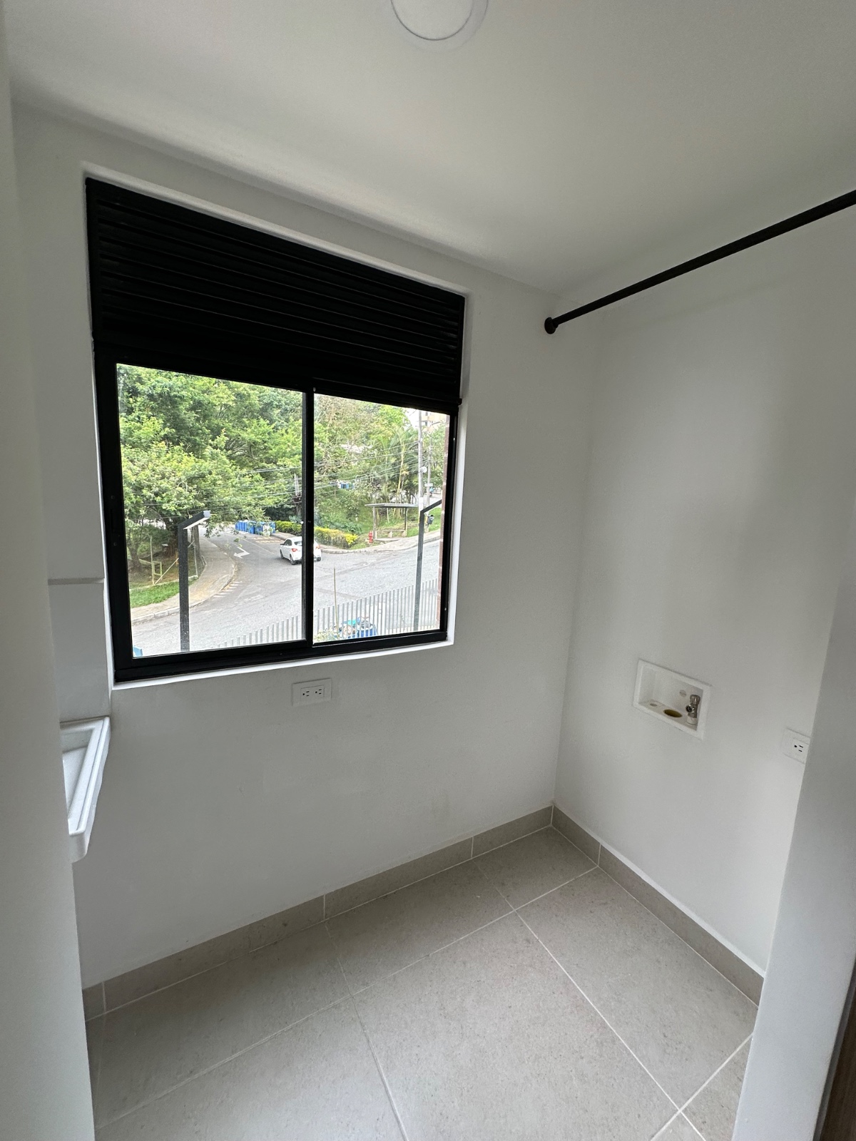 Apartamento en venta Loma del Indio (parte alta) Moderno. — foto 4 de 20
