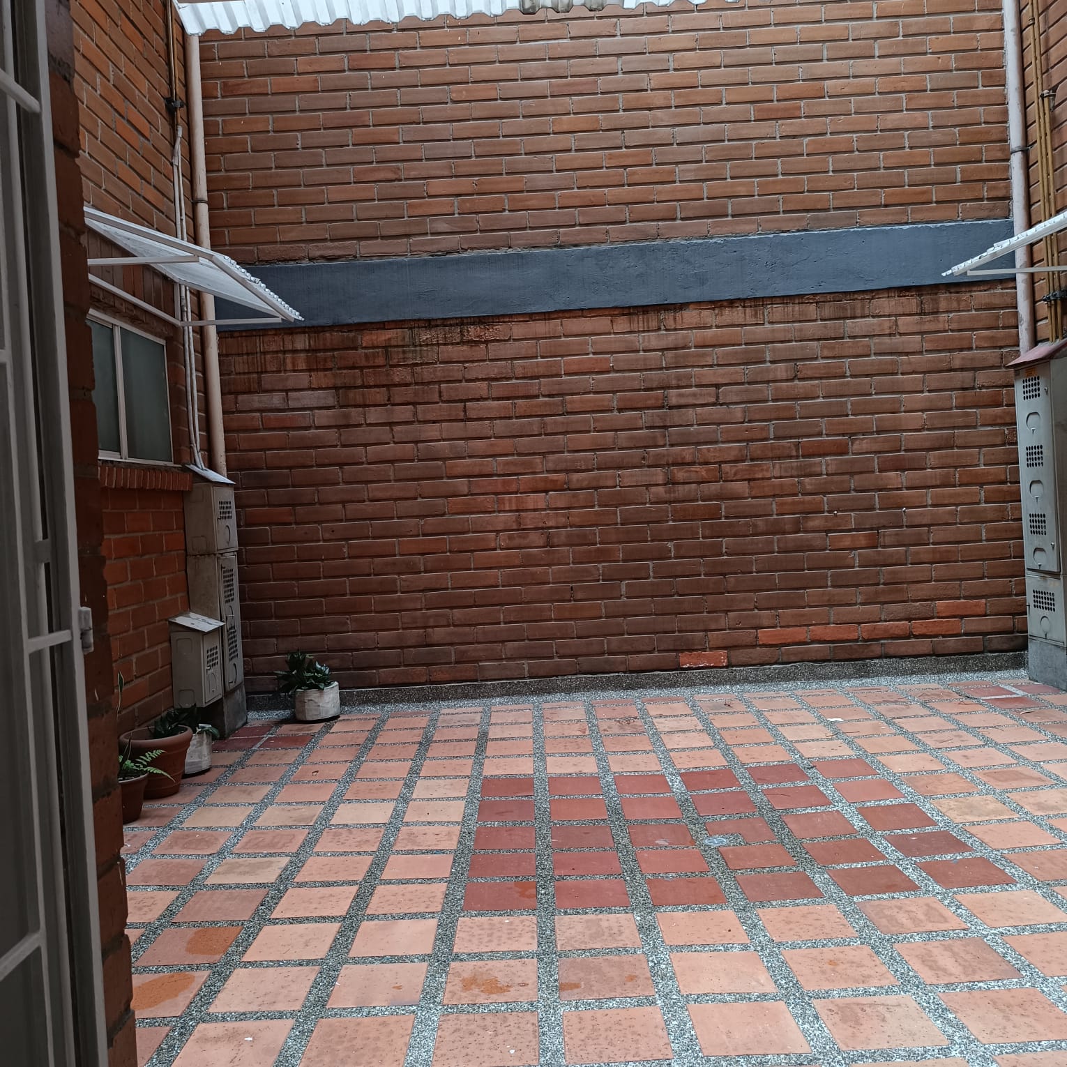 VENDO  APARTAMENTO EN SAN JOAQUIN, LAURELES — foto 3 de 18