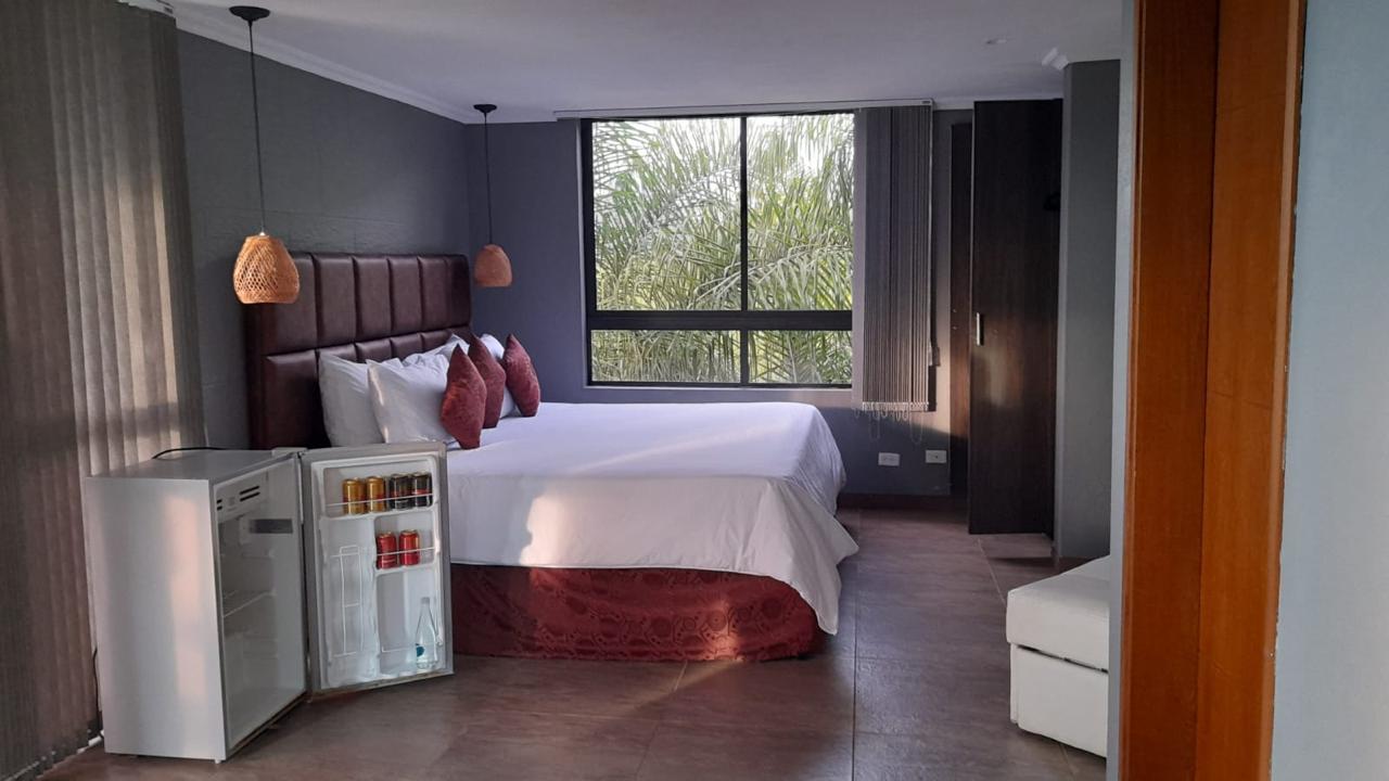  Espectacular hotel con gran potencial turístico en el Peñol  — foto 4 de 28