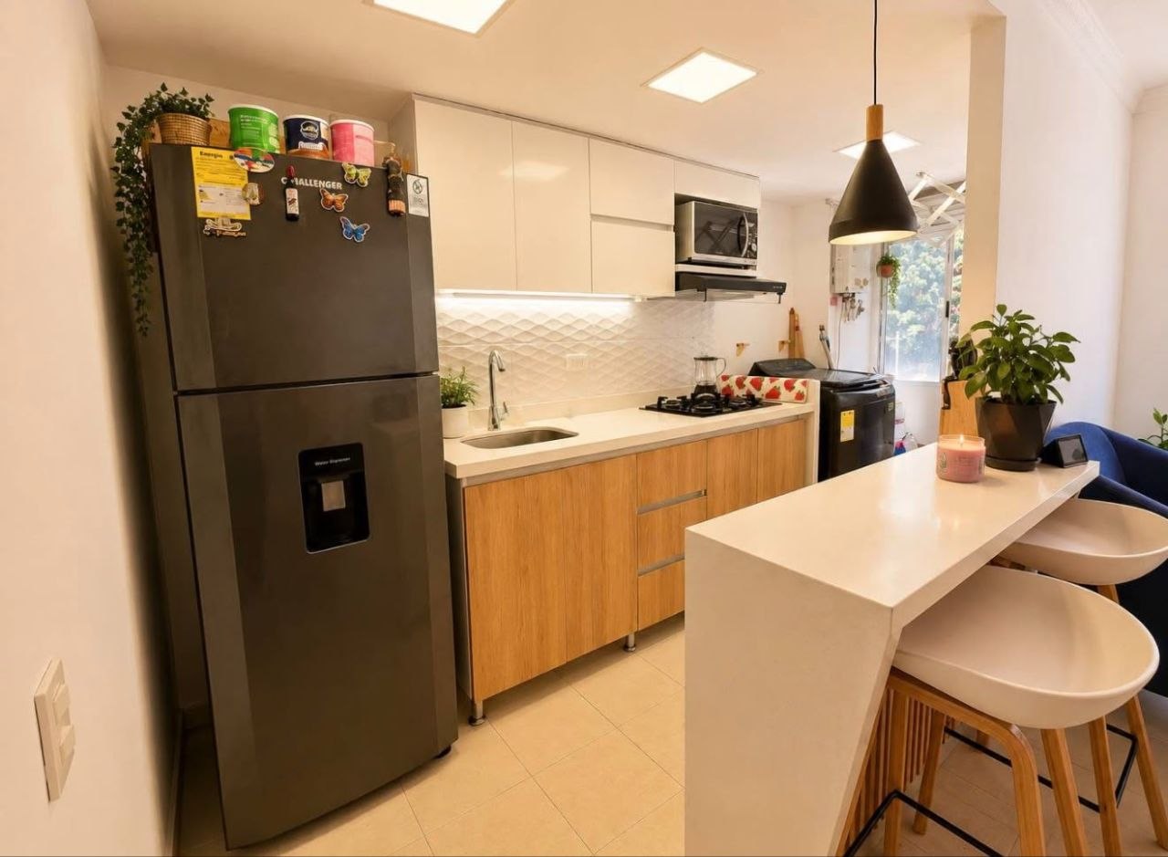 Apartamento en Venta en Viviendas del Sur, Itagüí - 3 Alcobas — foto 3 de 10