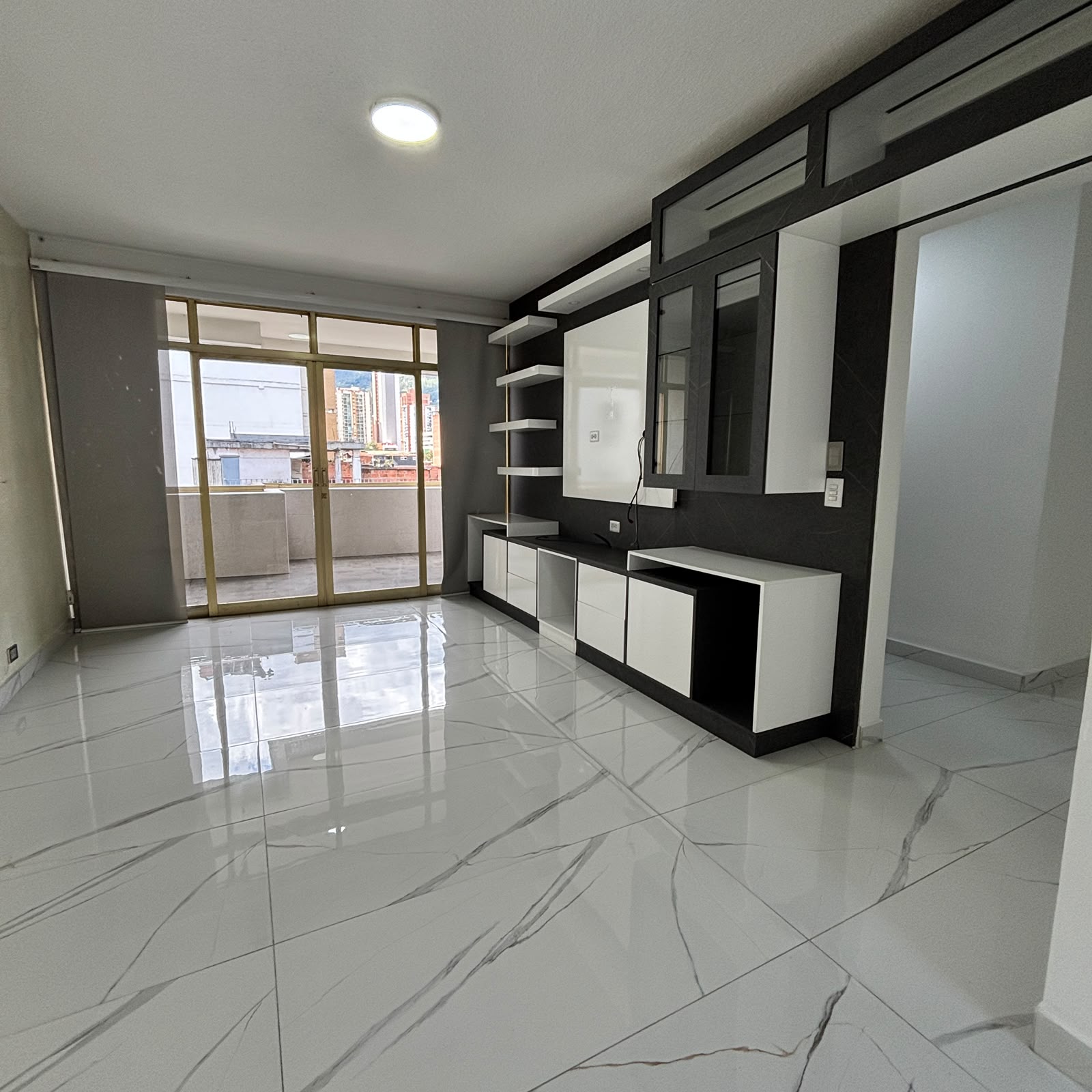 Apartamento en venta — EN VENTA OPORTUNIIDAD DE INVERSION CENTRO MEDELLIN  