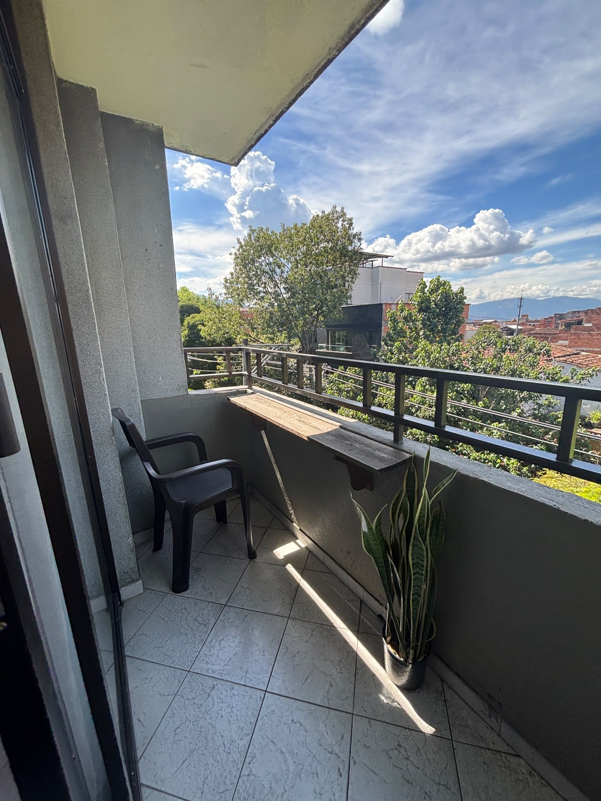 VENDO APARTAMENTO ENVIGADO BARRIO MESA PERMITE RENTAS CORTAS — foto 3 de 32