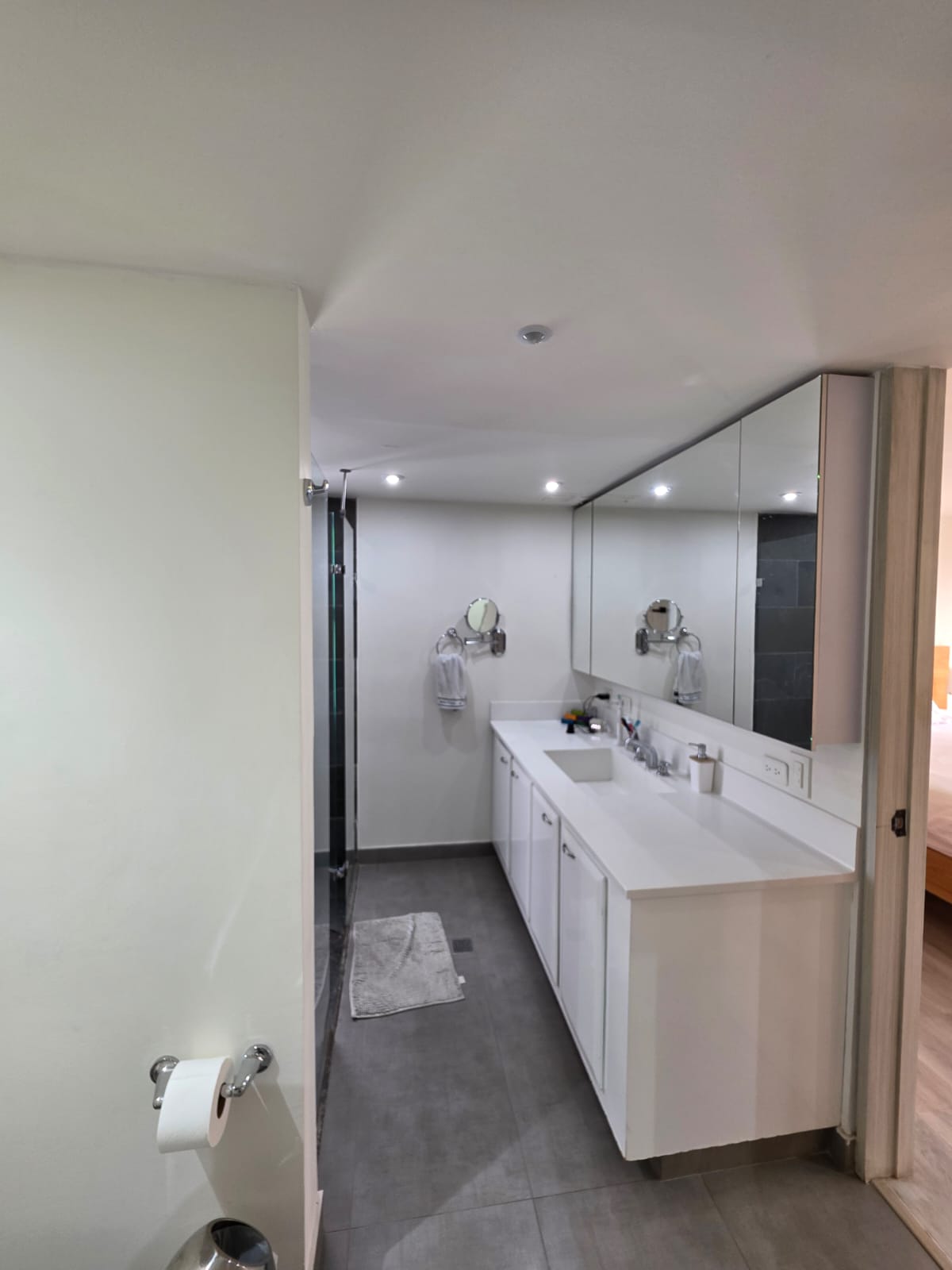 VENDO APARTAMENTO EN MEDELLIN POBLADO  — foto 5 de 15