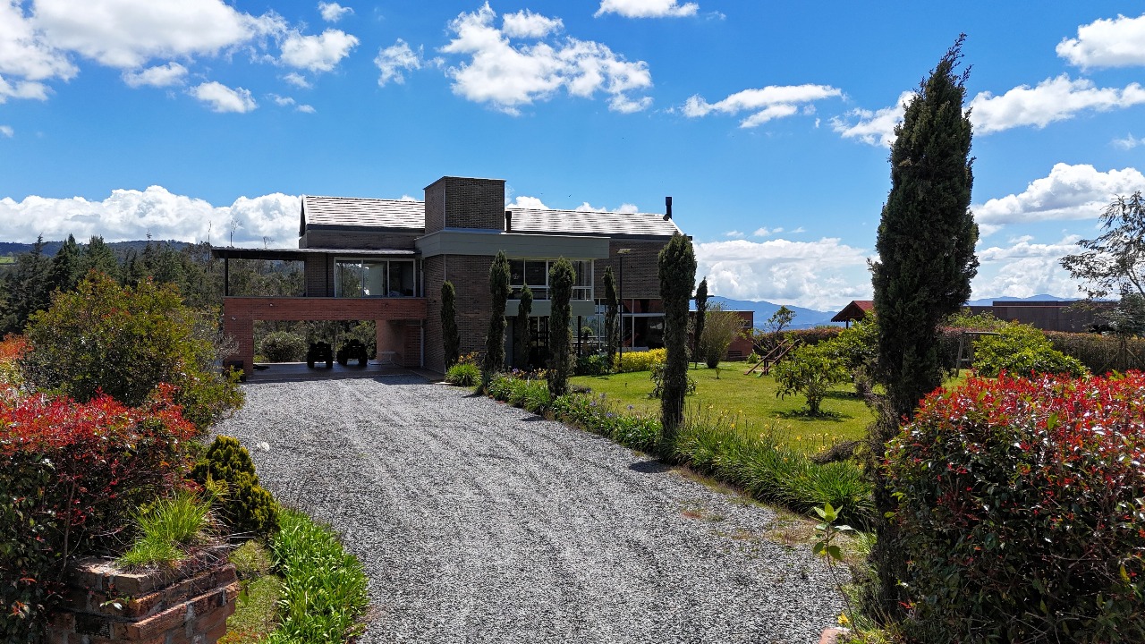 VENDO ESPECTACULAR FINCA EN SANTA ELENA — foto 5 de 17