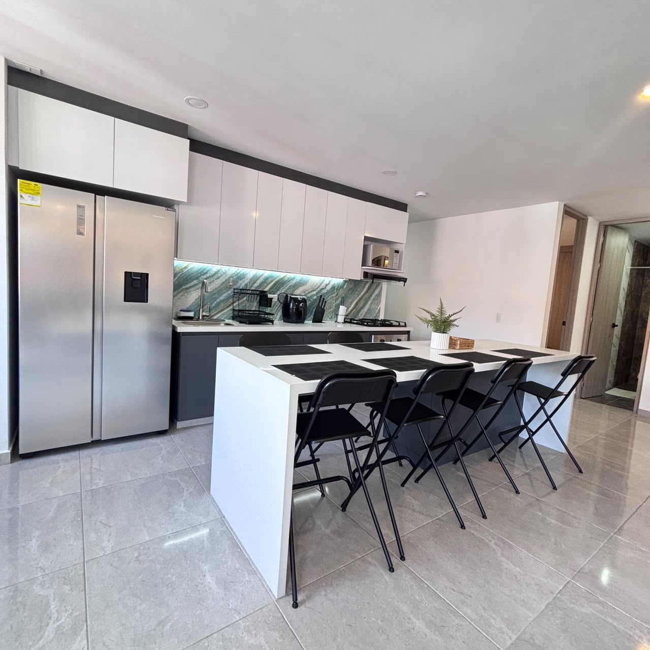 VENDO MODERNO APARTAMENTO SECTOR EL PORTAL PERMITE RENTAS CORTAS — foto 5 de 33