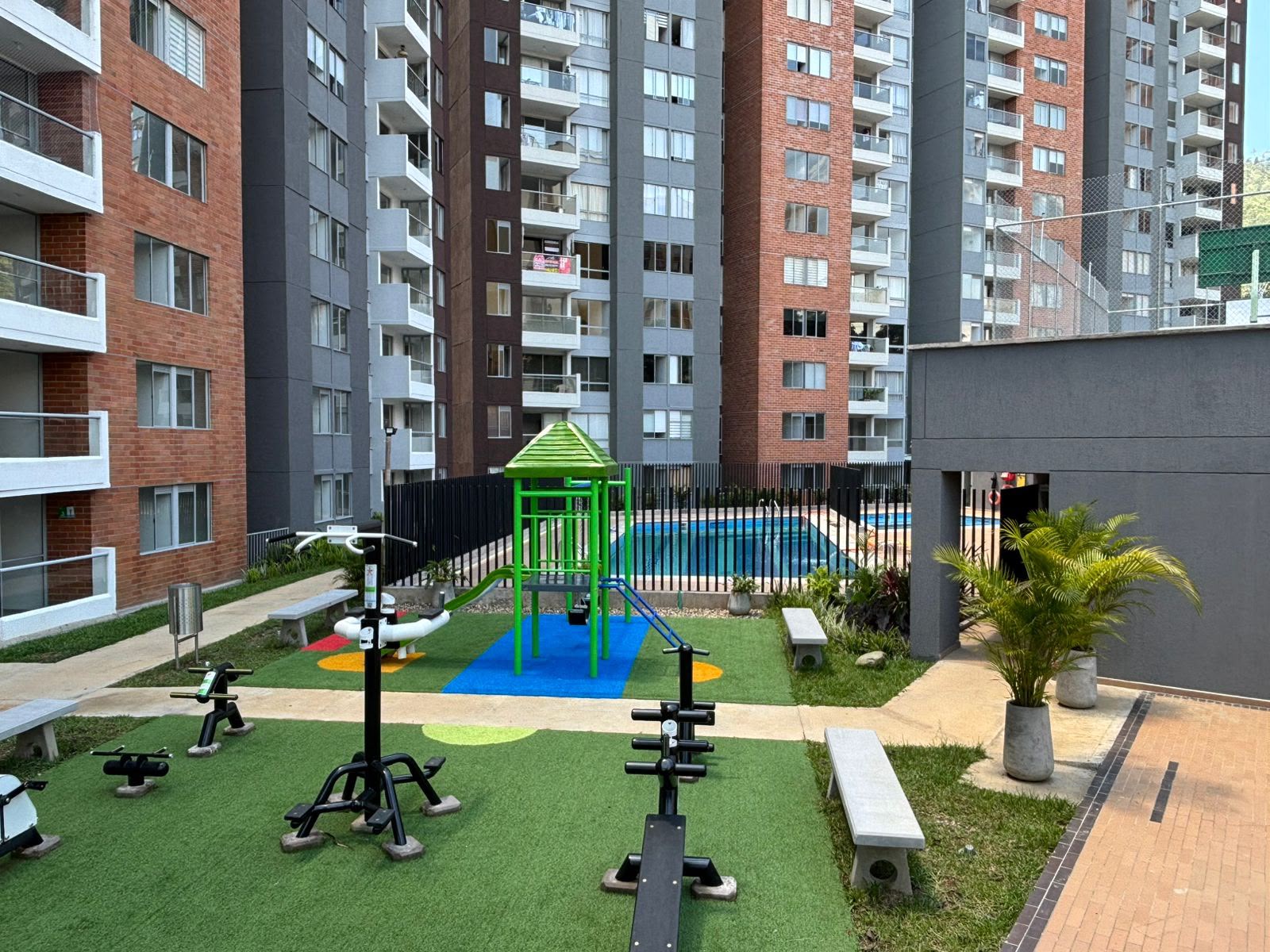 VENDO APARTAMENTO EN GUATAPURI SECTOR LA CUENCA ENVIGADO — foto 3 de 5