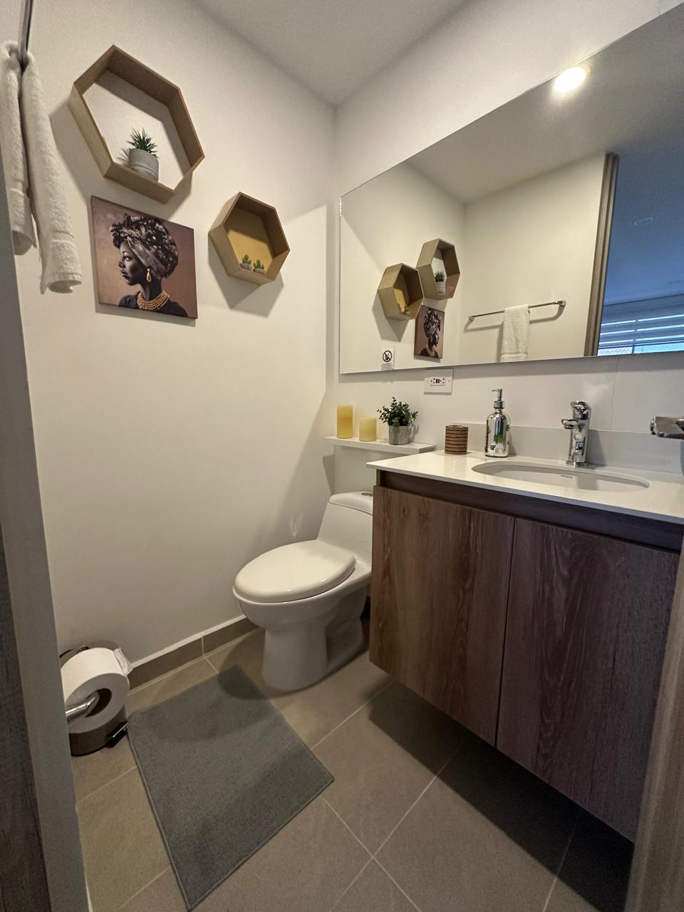 VENDO MODERNO APARTAMENTO EN CIUDAD DEL RIO — foto 4 de 22