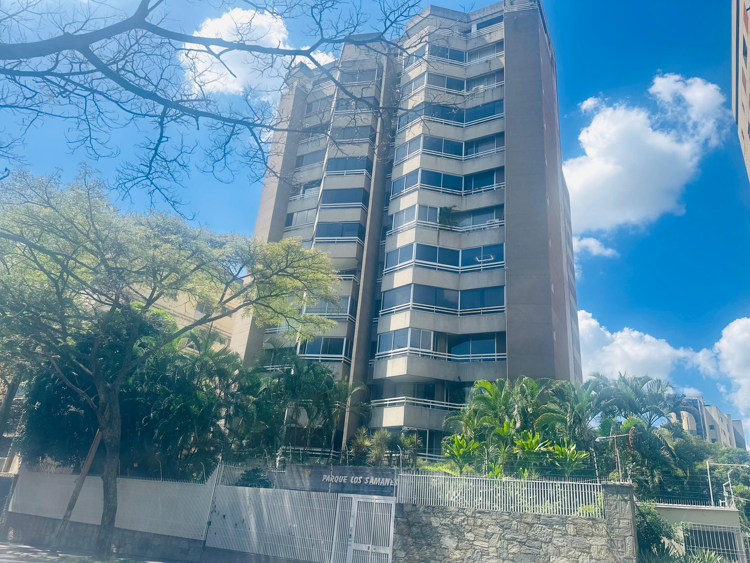 Av Los Samanes La Florida -  - Miranda - Dtto. Capital - Caracas