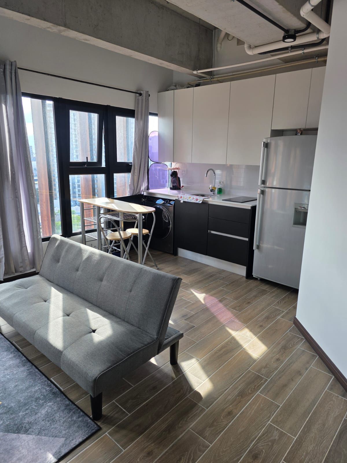 ???? APARTAMENTO AMUEBLADO EN VENTA – 1 HAB | SÉPTIMO | ZONA 4 - Miniatura 2