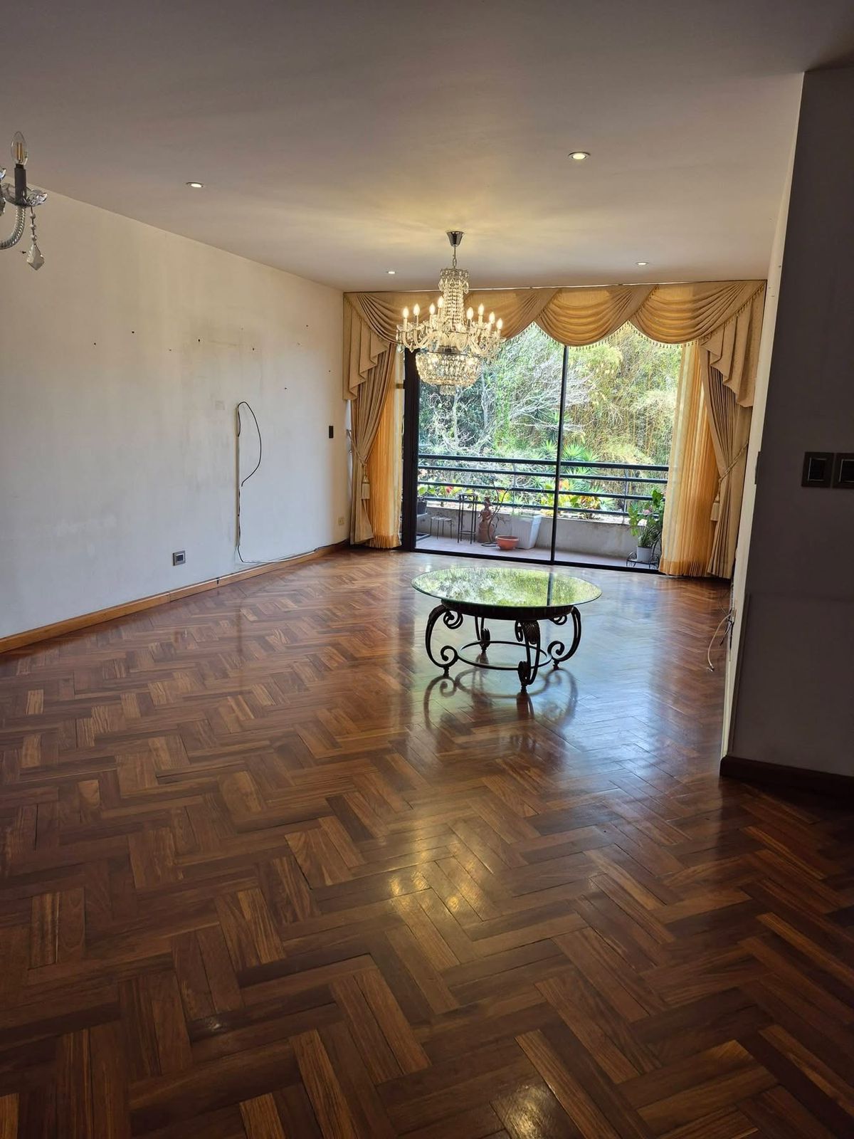 ???? APARTAMENTO EN VENTA – 2 HAB + BALCÓN | EDIFICIO PIEMONTE | ZONA 14 - Image 3