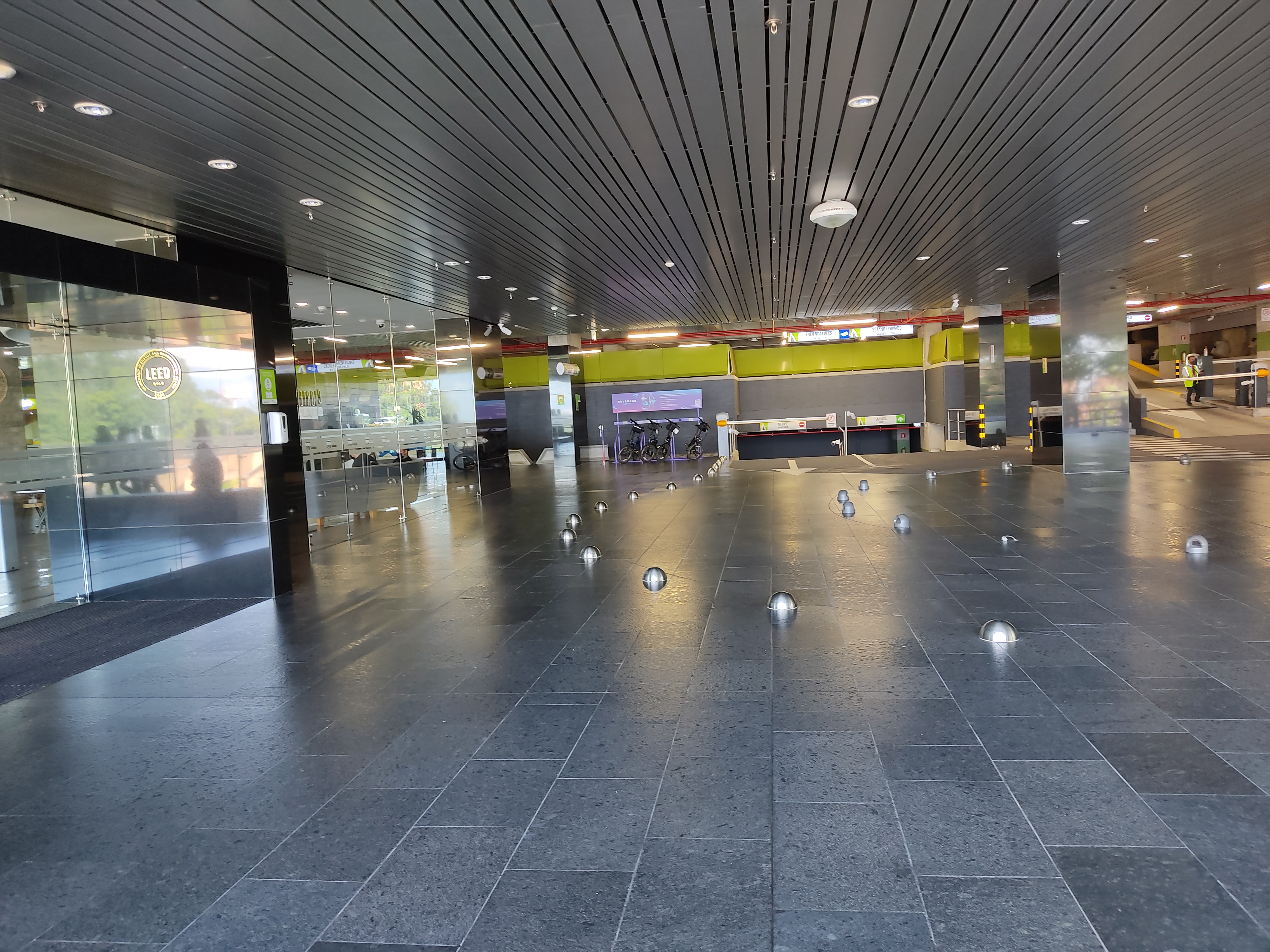 oficina en arriendo en medellin sector las palmas