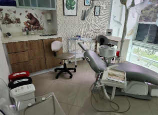 se vende local comercial poblado