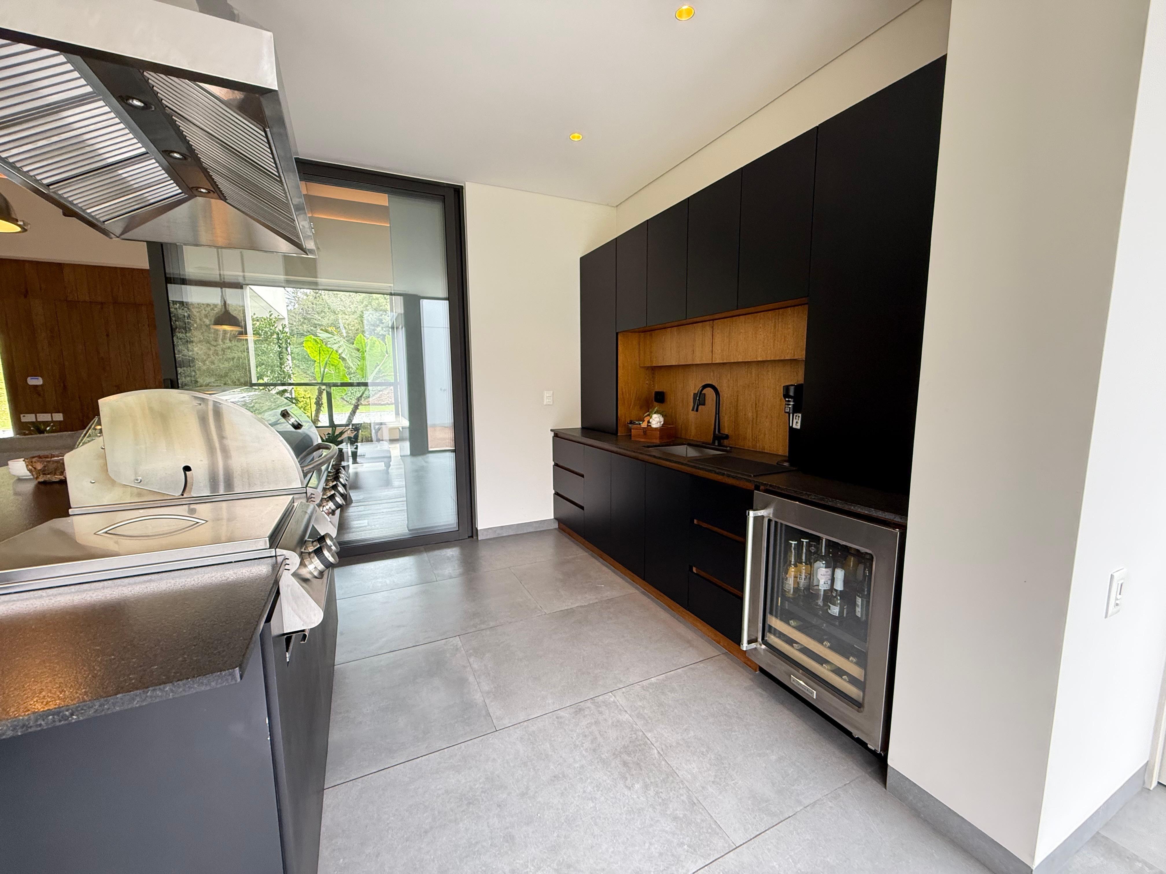 se vende casa en el alto de las palmas