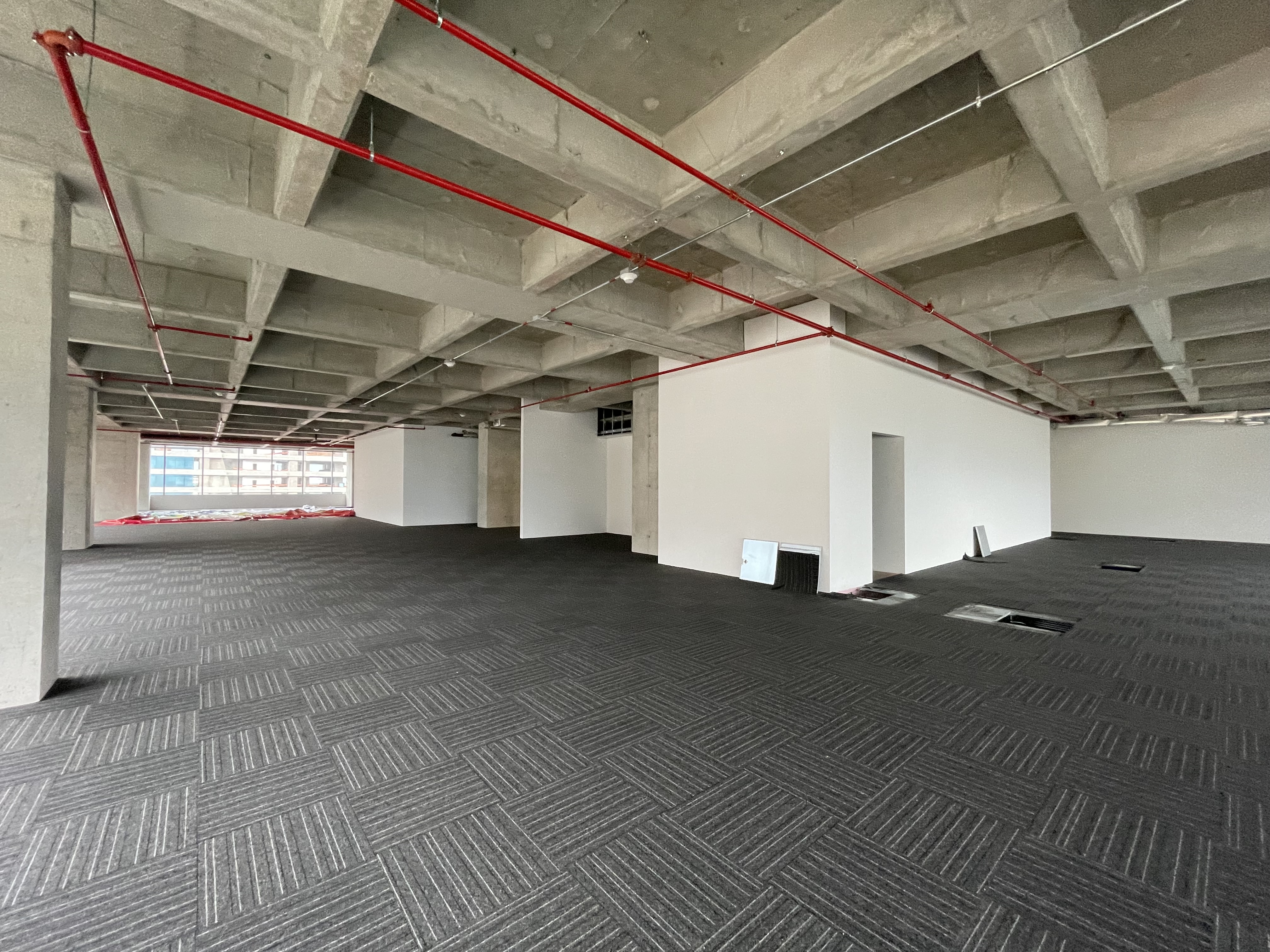 se arrienda oficina en medellin