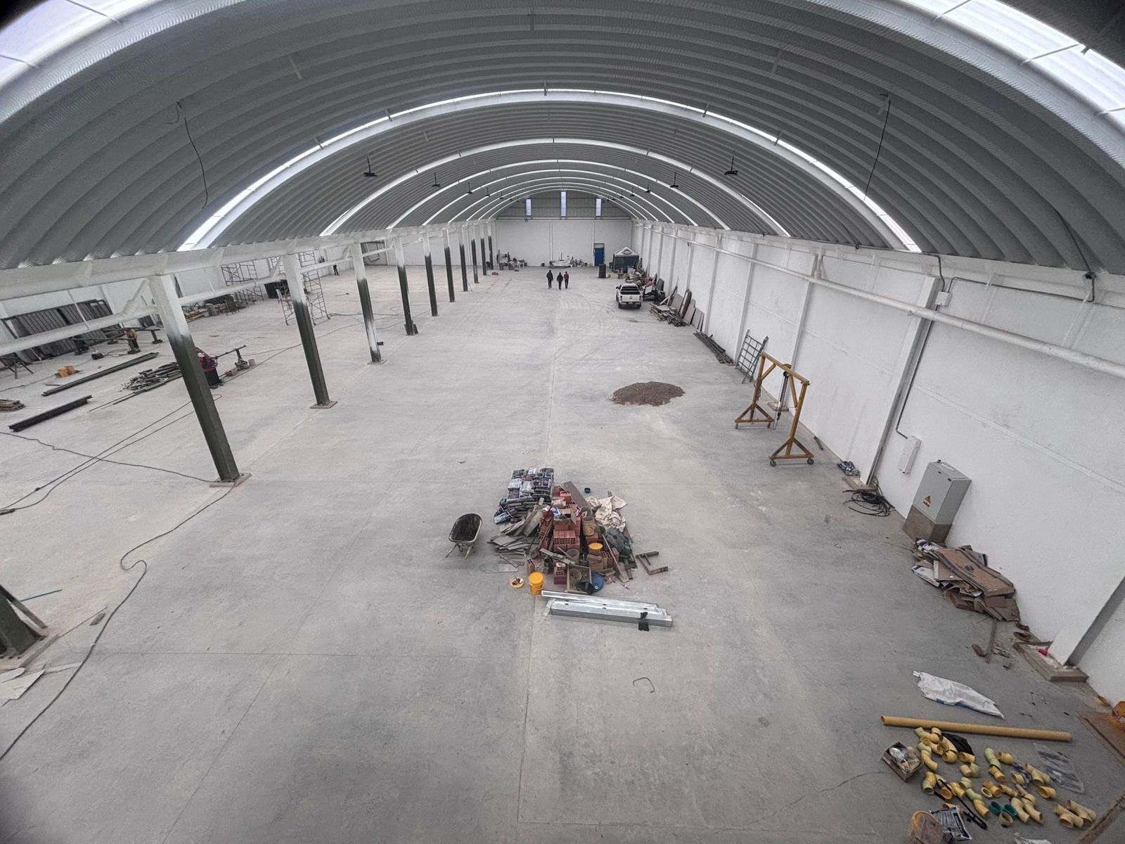 se arrienda bodega en siberia cota