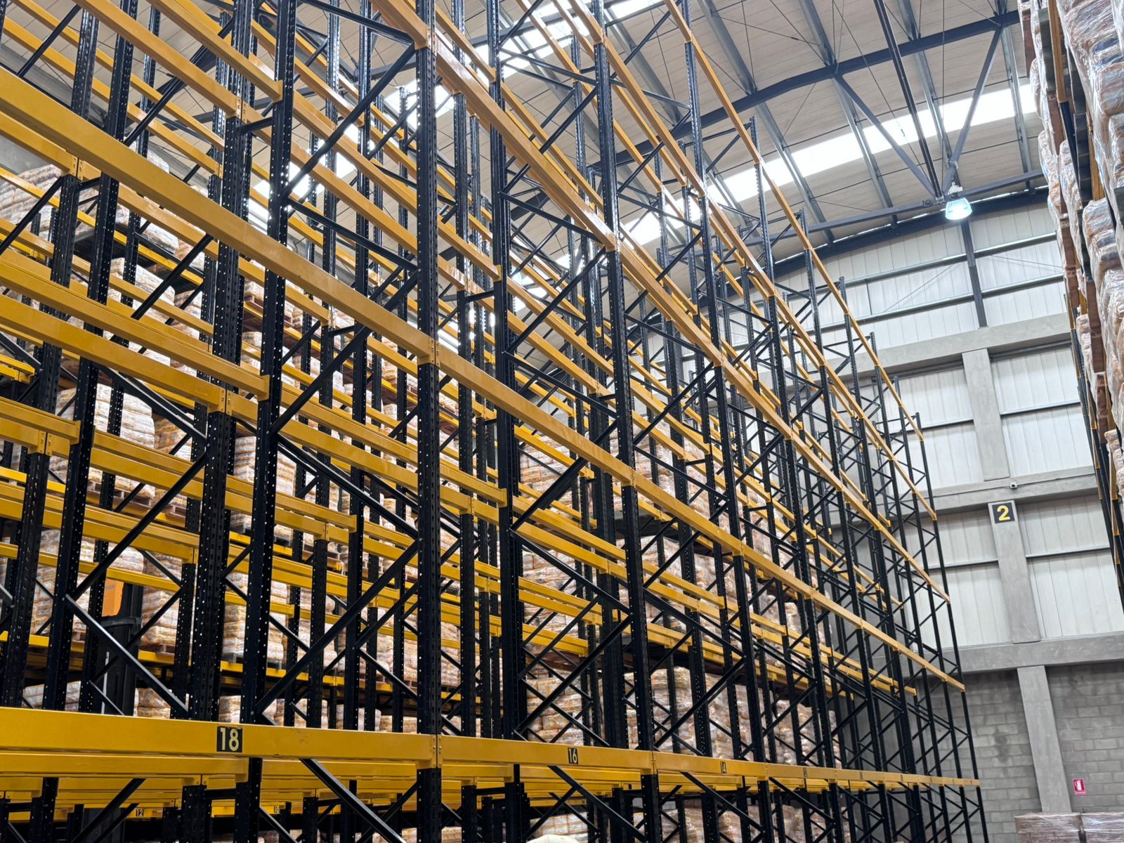 se vende bodega en girardota