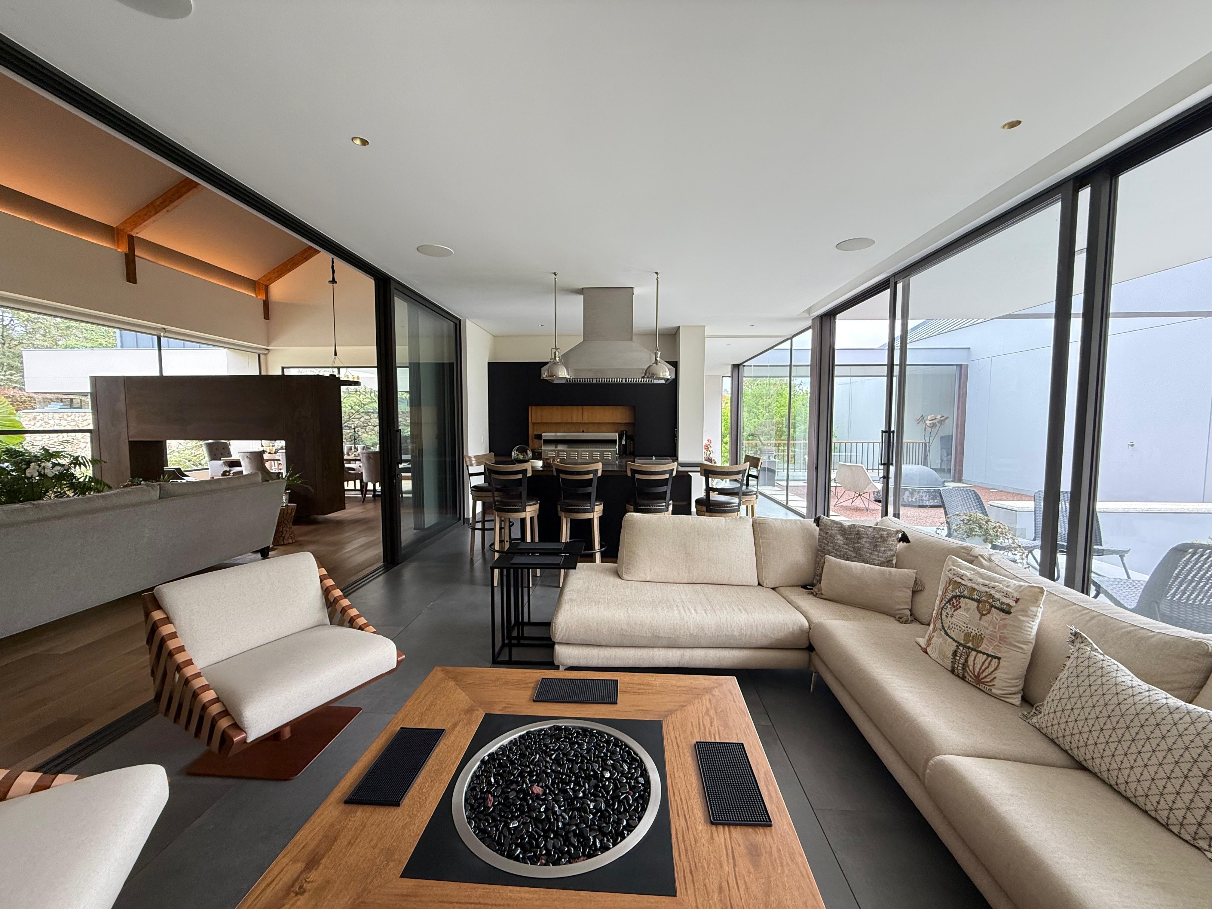 se vende casa en el alto de las palmas