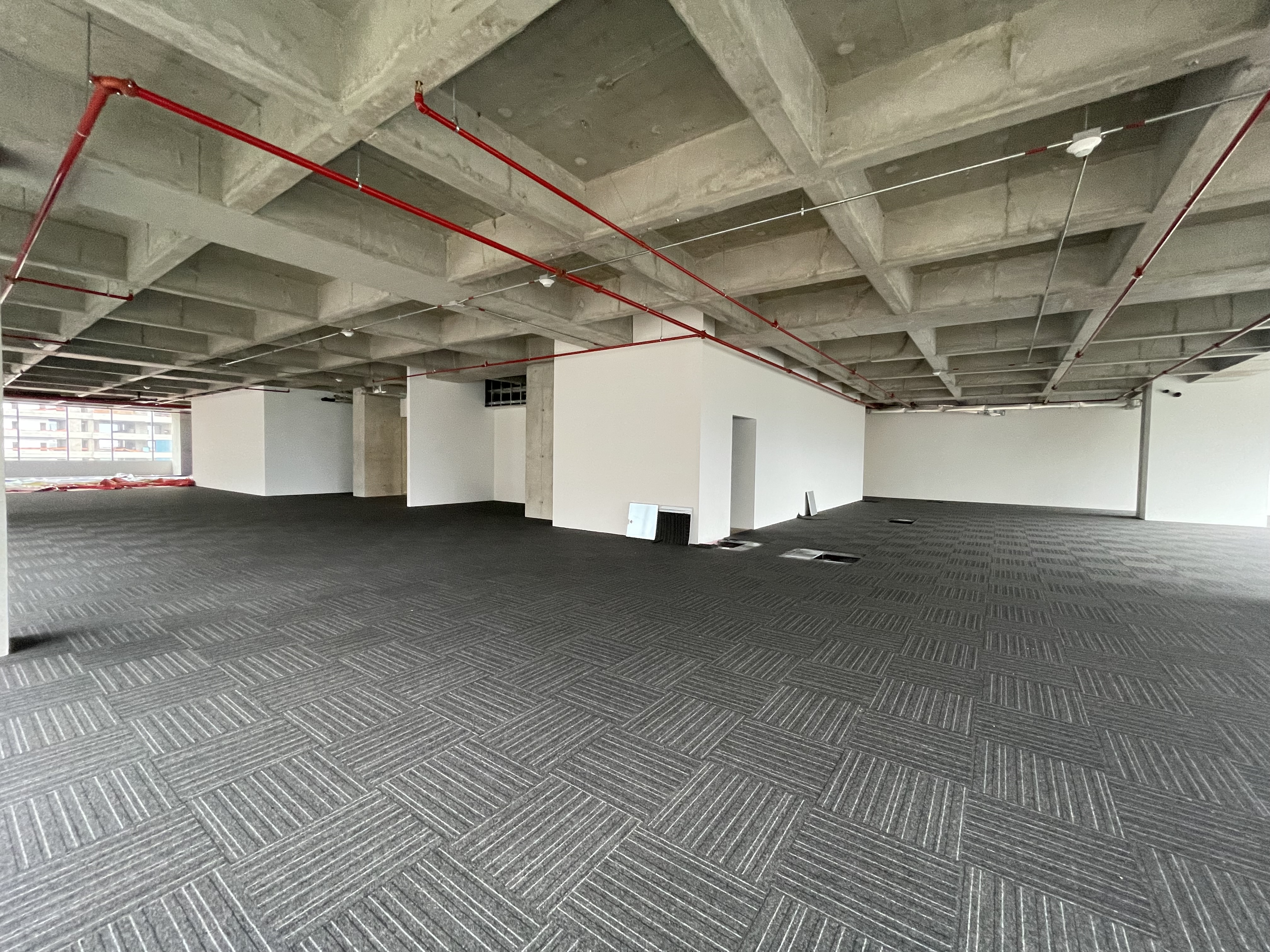 se arrienda oficina en medellin