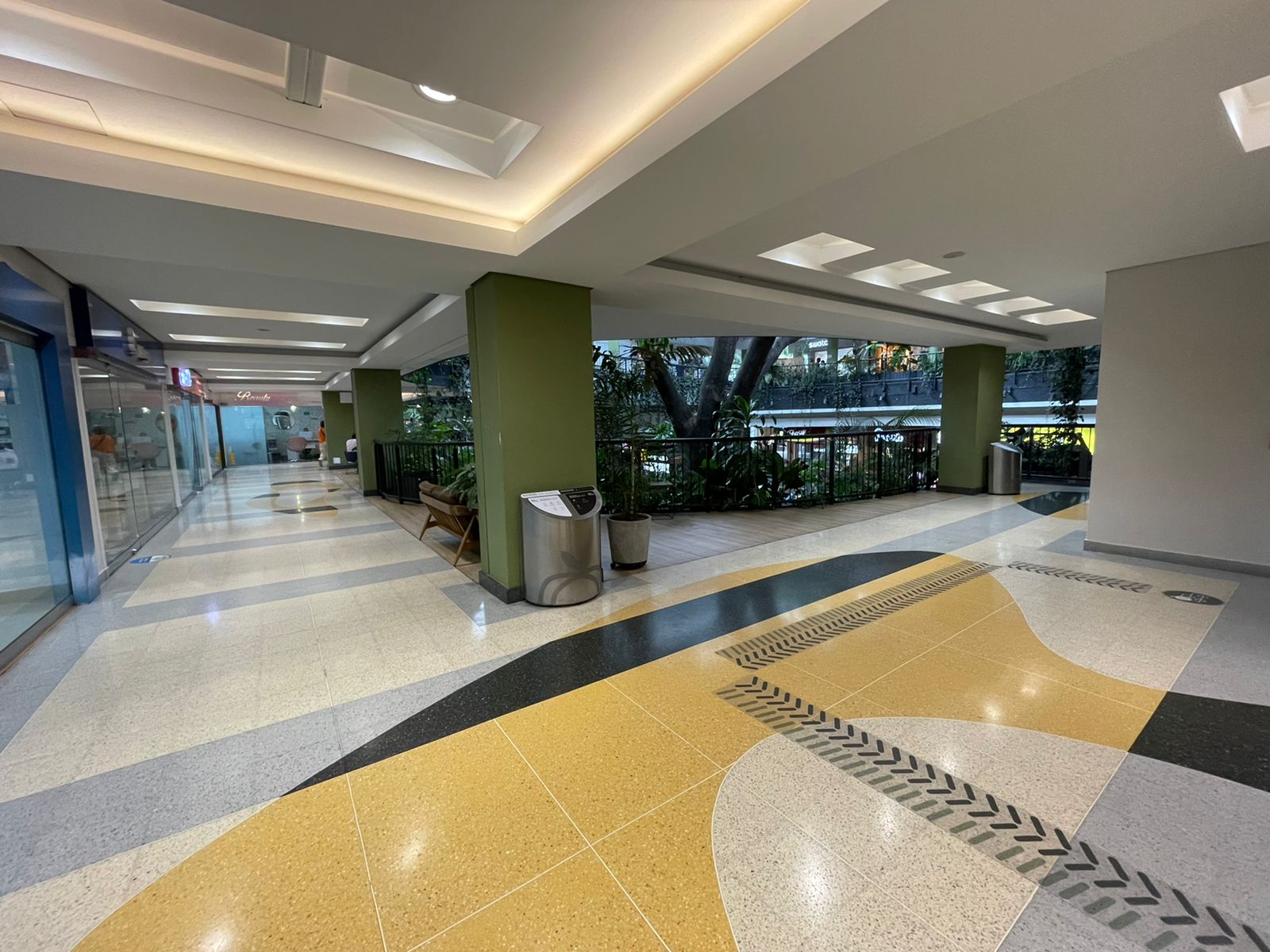 se arrienda o se vende local en medellin