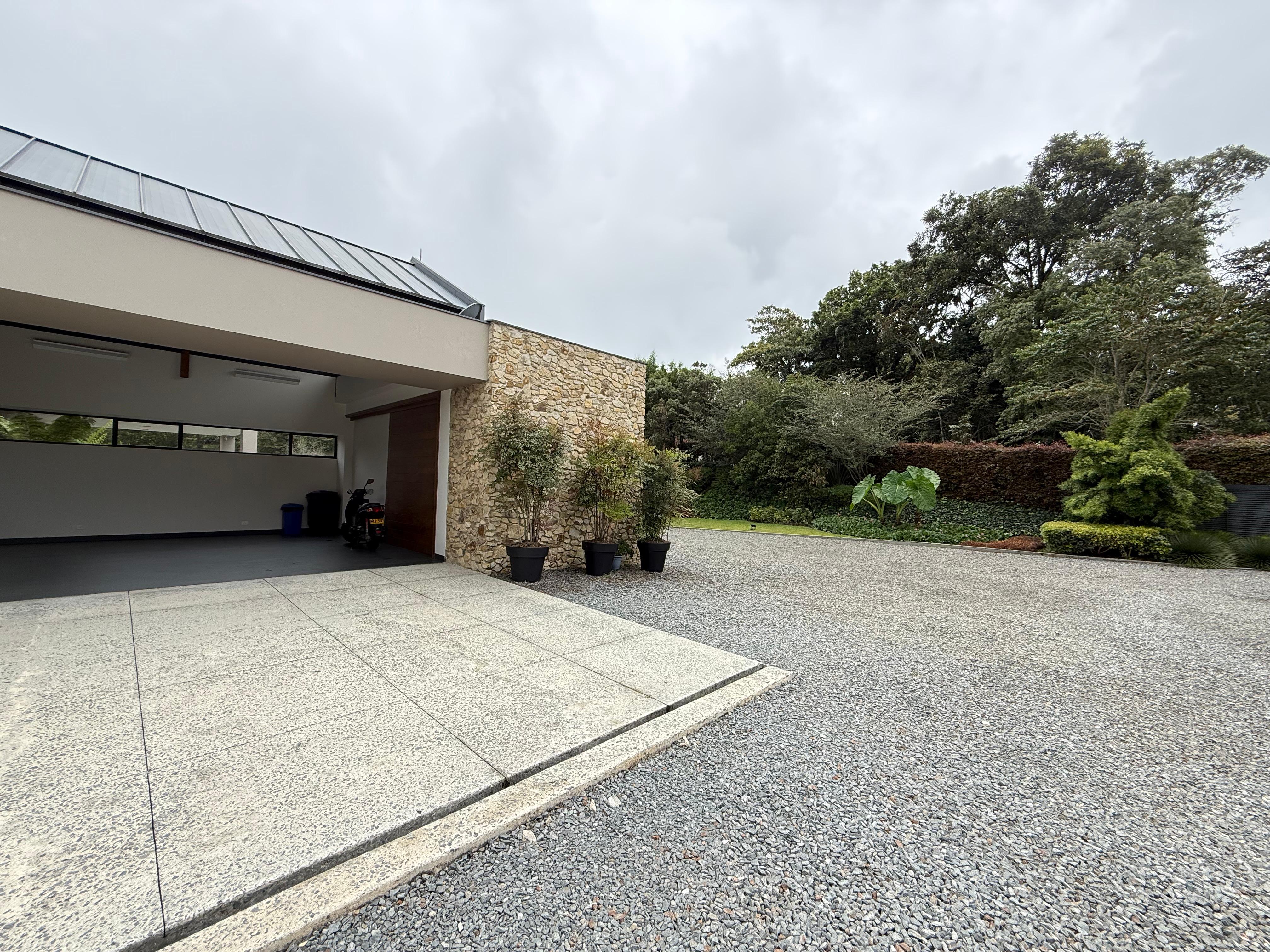 se vende casa en el alto de las palmas
