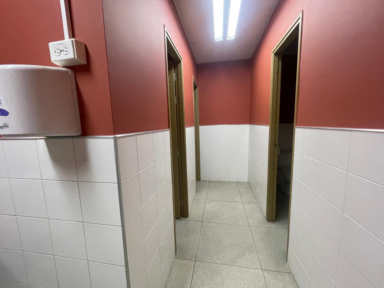 se arrienda oficina en itagui