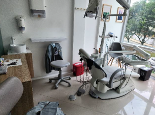 se vende local comercial poblado