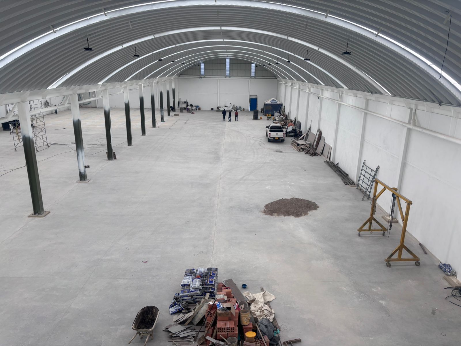 se arrienda bodega en siberia cota