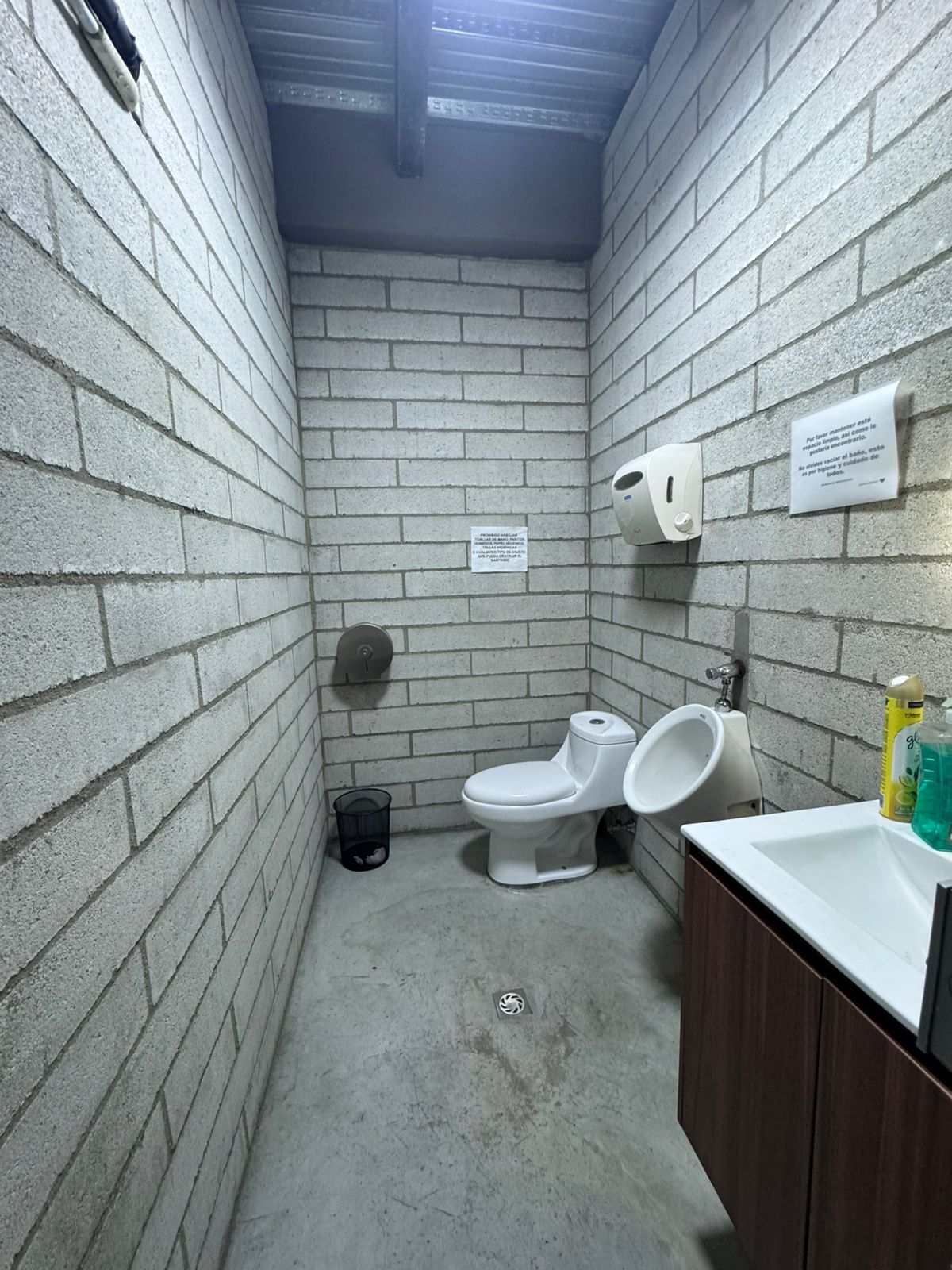 se vende bodega en girardota