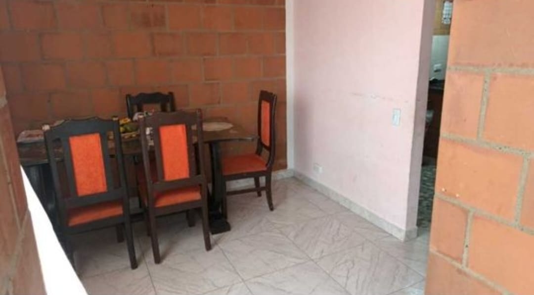 VENDO CASA CIUDADELA DE LAS FLORES -JAMUNDI