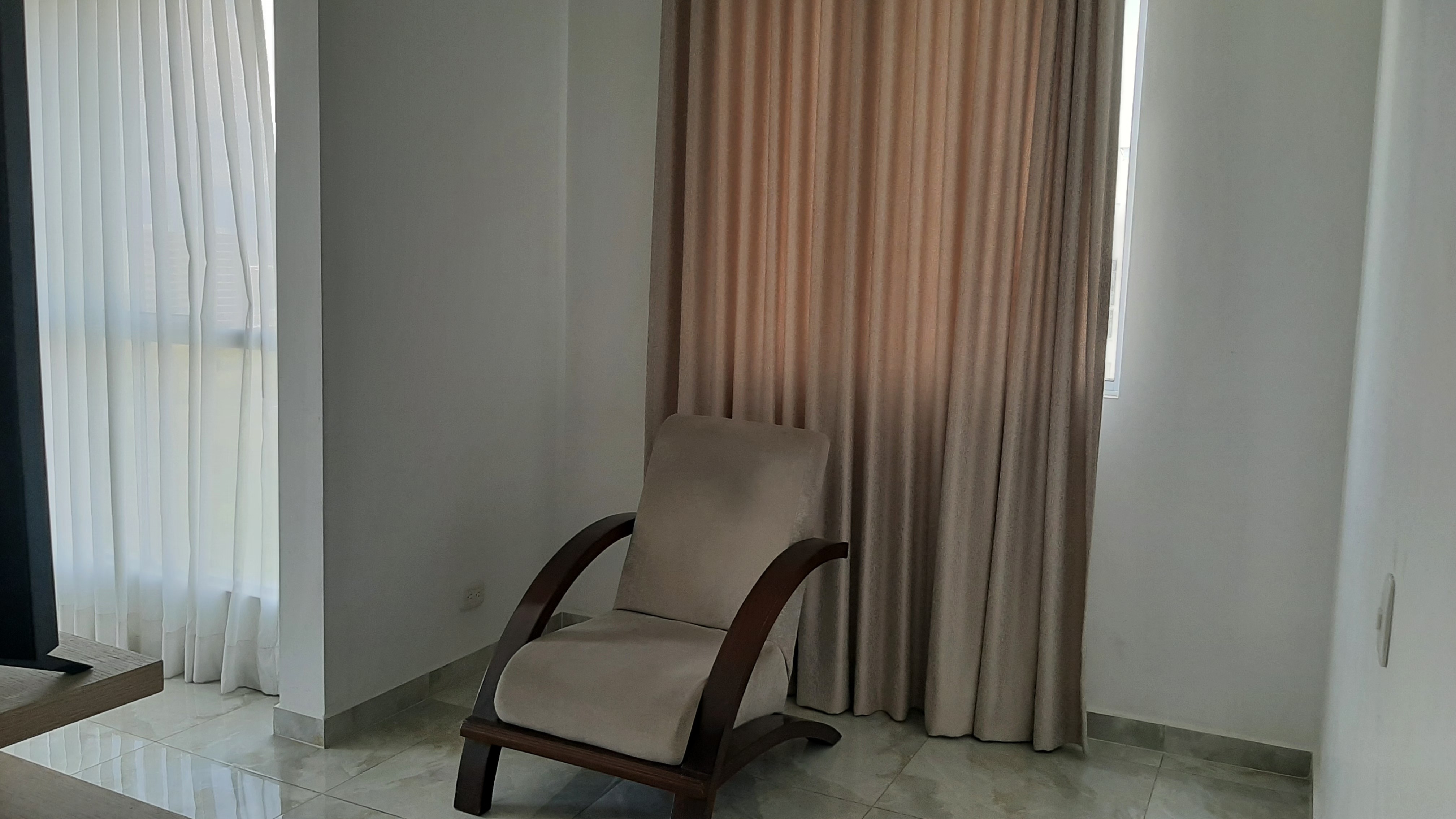 VENDO APARTAMENTO EN CR TURQUI - JR