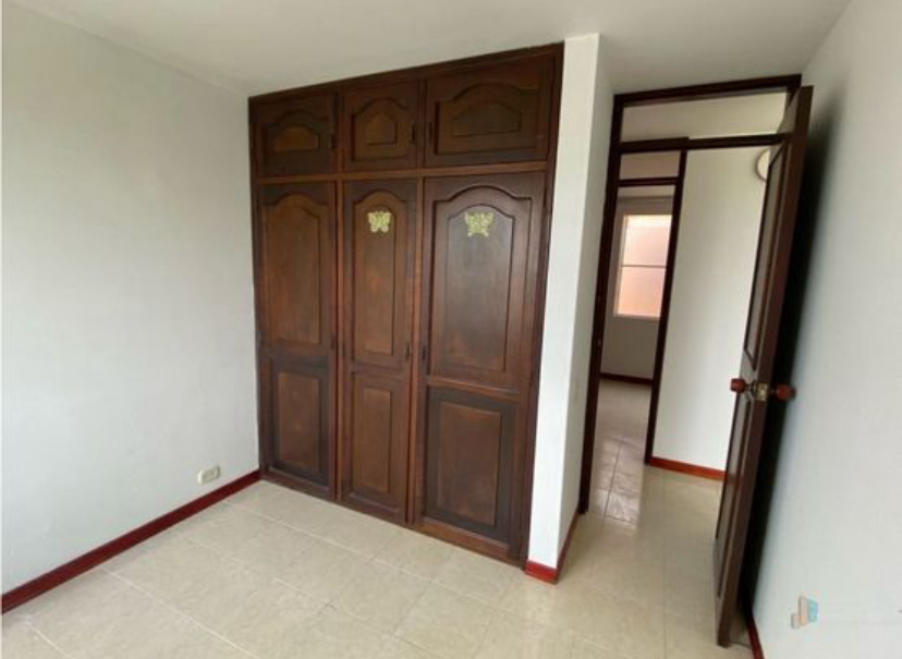 VENDO APARTAMENTO CR CALICANTO