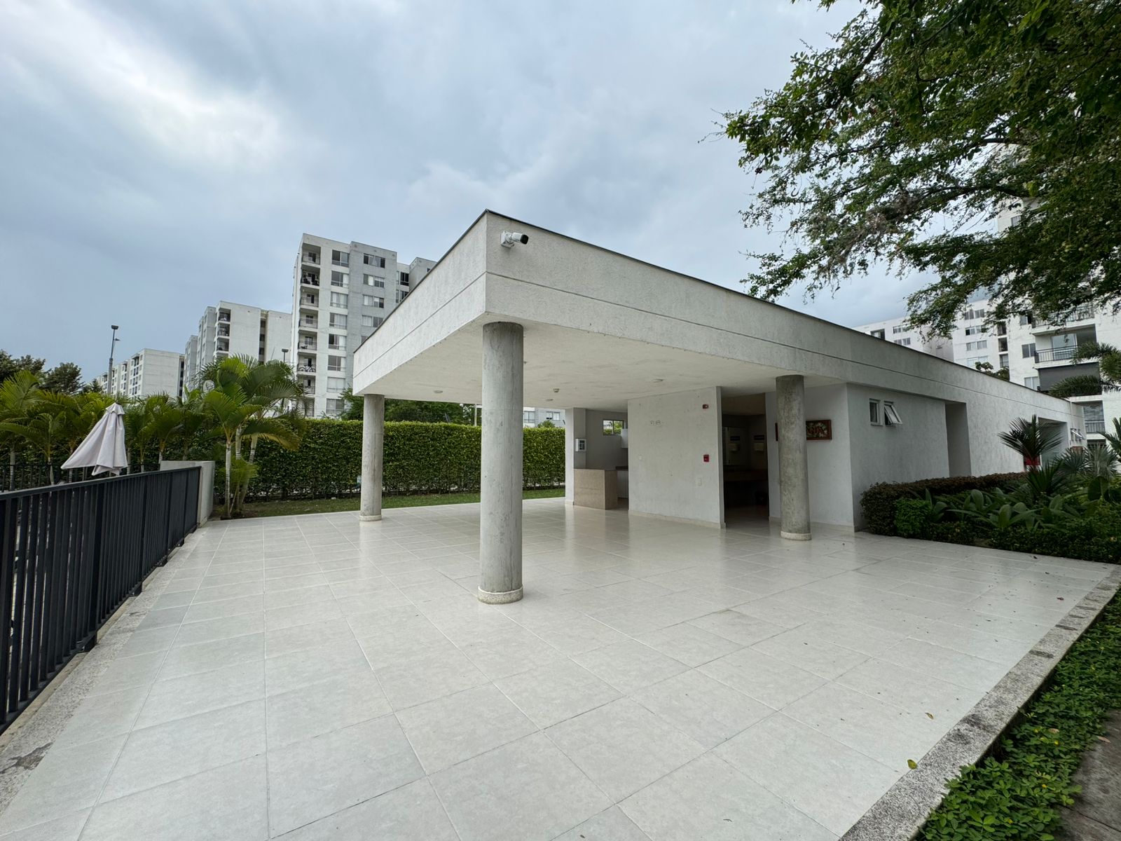 VENDO APARTAMENTO EN CR LANTANA - KACHIPAY