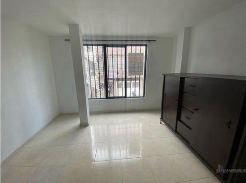 VENDO CASA BARRIO PANAMERICANO-CALI