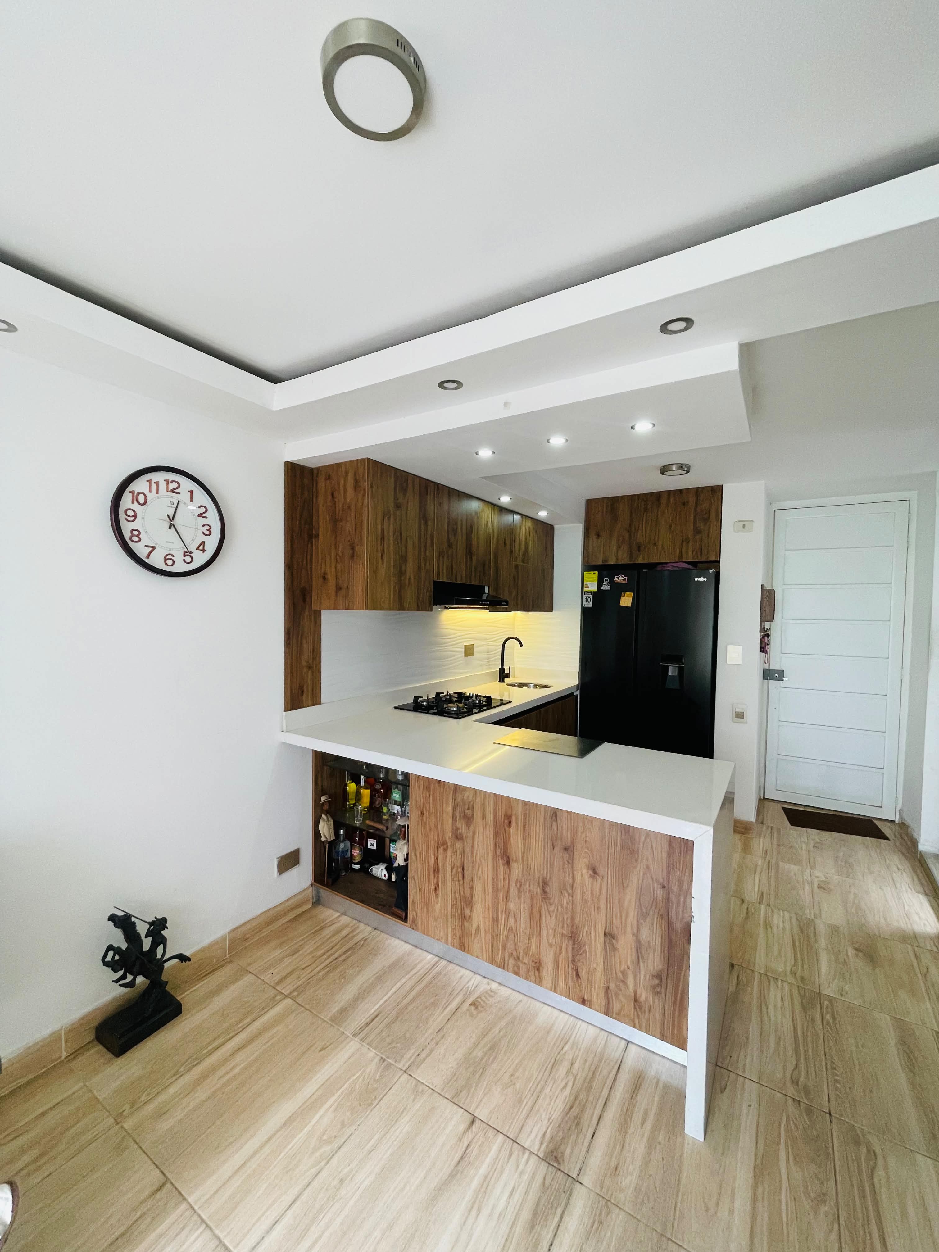 VENDO APARTAMENTO EN CR COCORA - GUABINAS