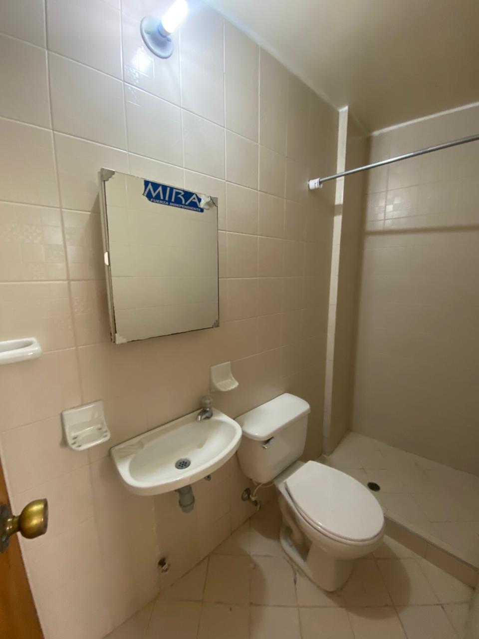 VENDO APARTAMENTO EN EDIFICIO EL NARANJO