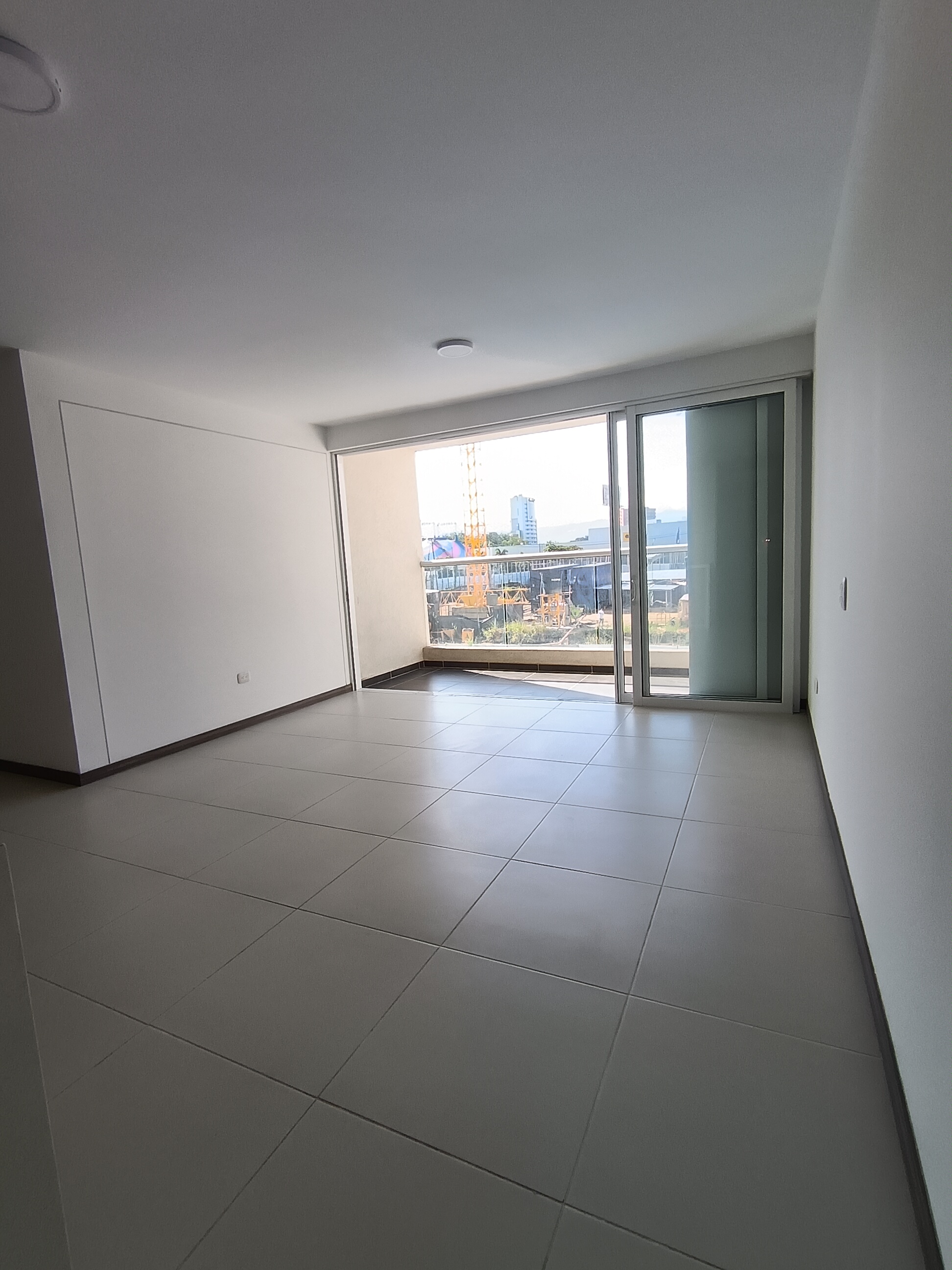 VENDO  APARTAMENTO EN EL CR BAIKAL
