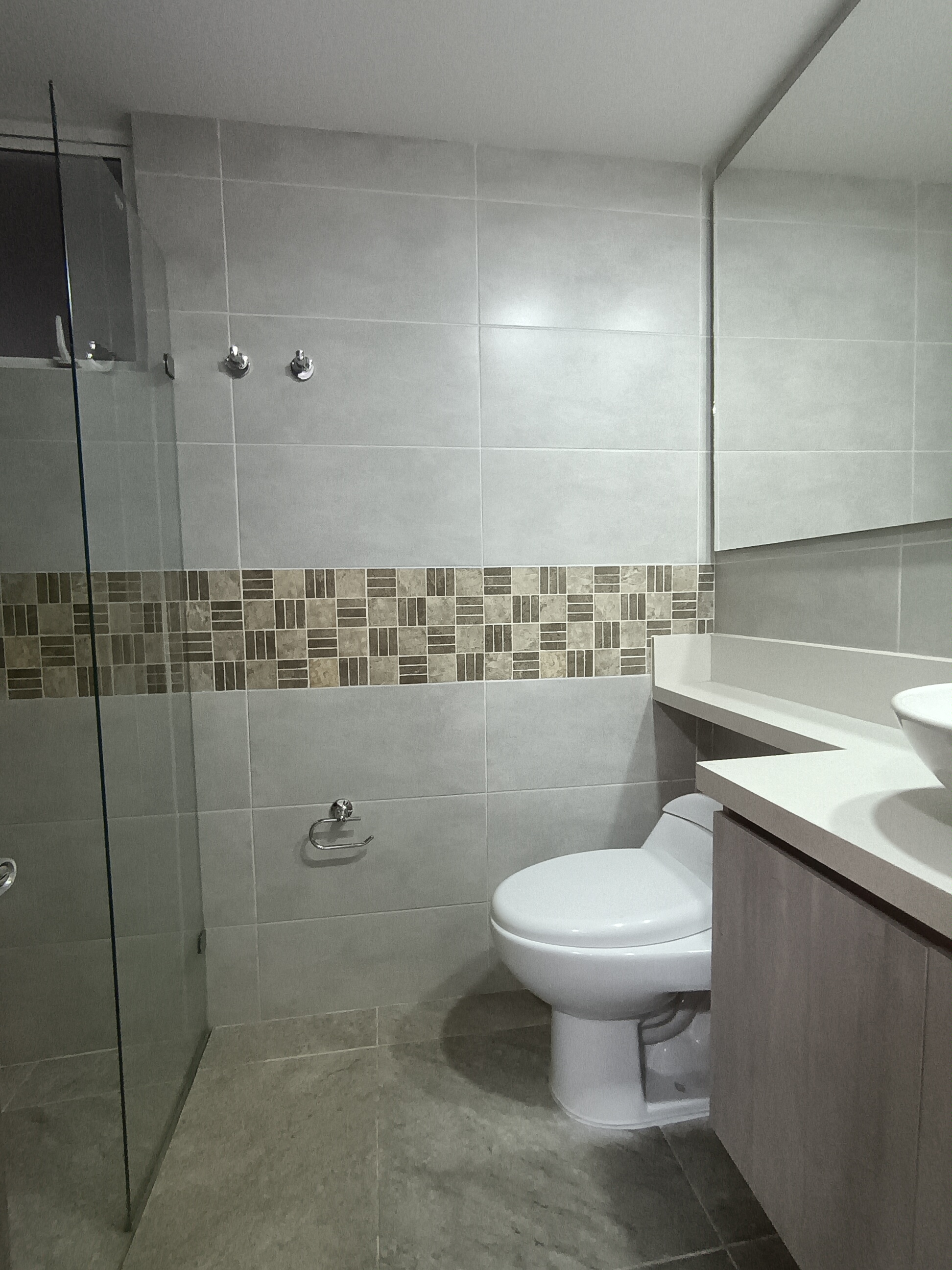 VENDO  APARTAMENTO EN EL CR BAIKAL