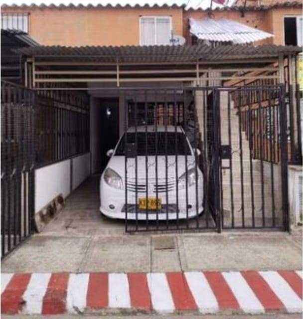 VENDO CASA CIUDADELA DE LAS FLORES -JAMUNDI