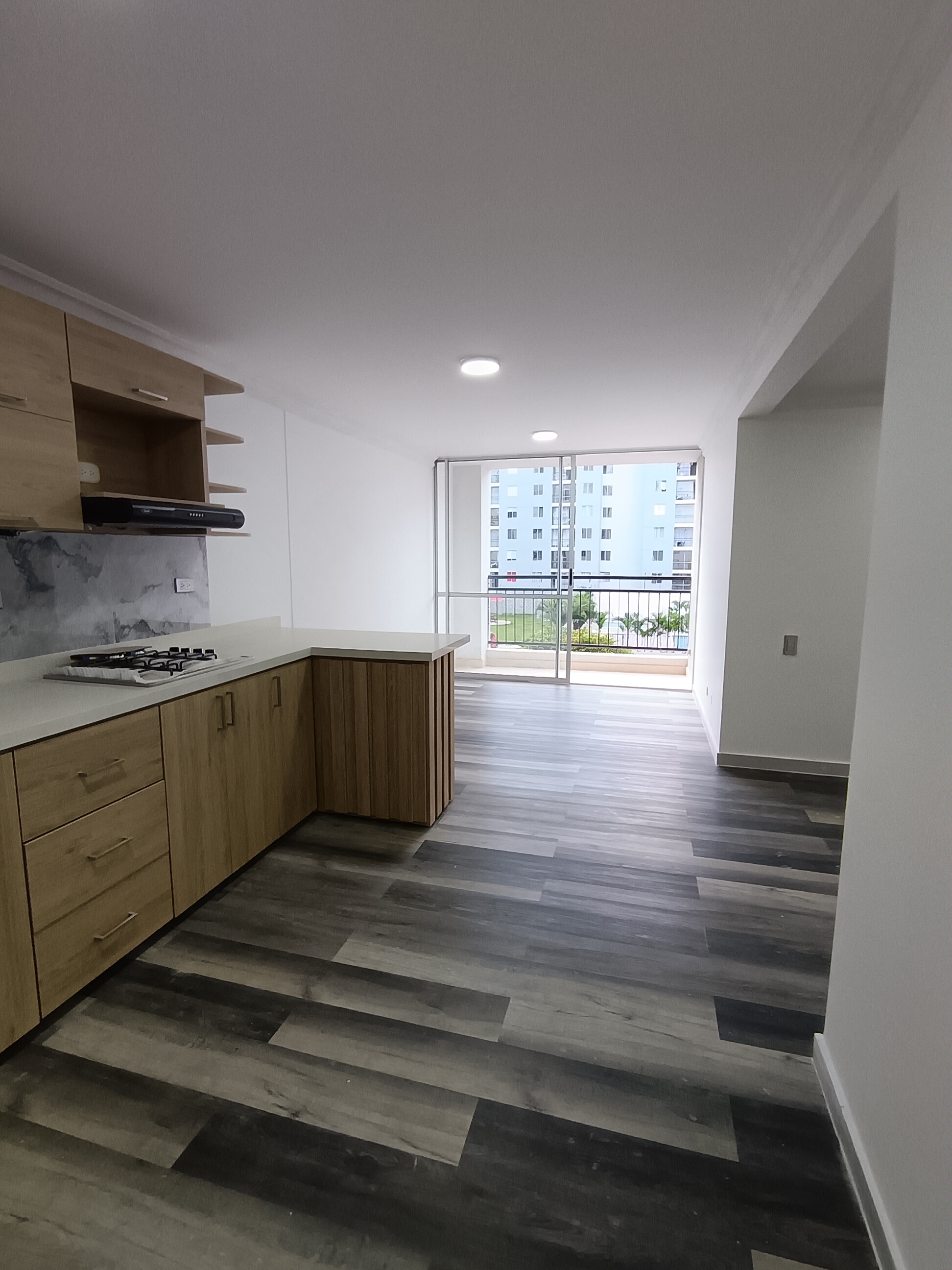VENDO APARTAMENTO EN CR DALIA - KACHIPAY